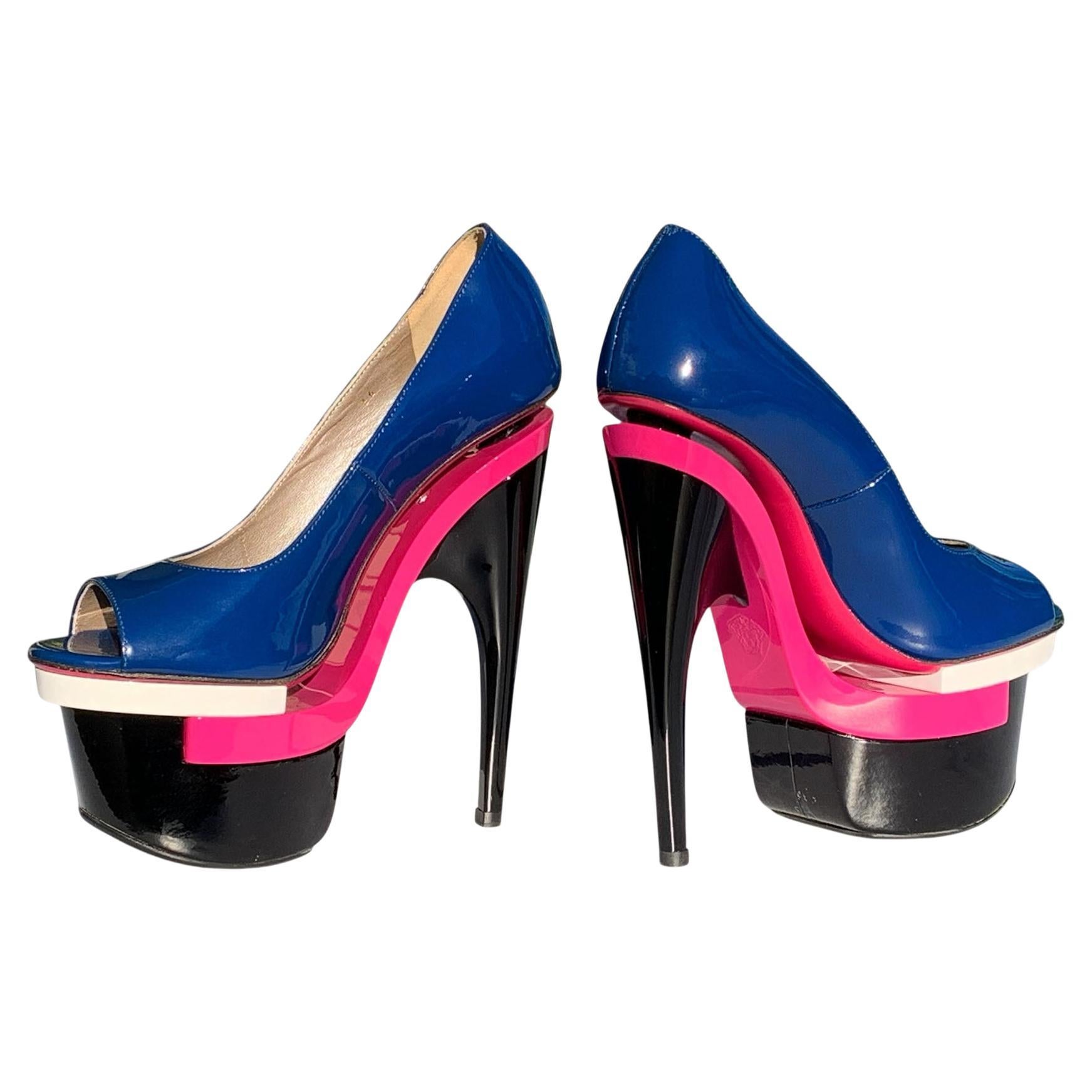 New Versace Triple Platform Patent Leather Ski High Heel Pumps Italian 36 US 6 For Sale