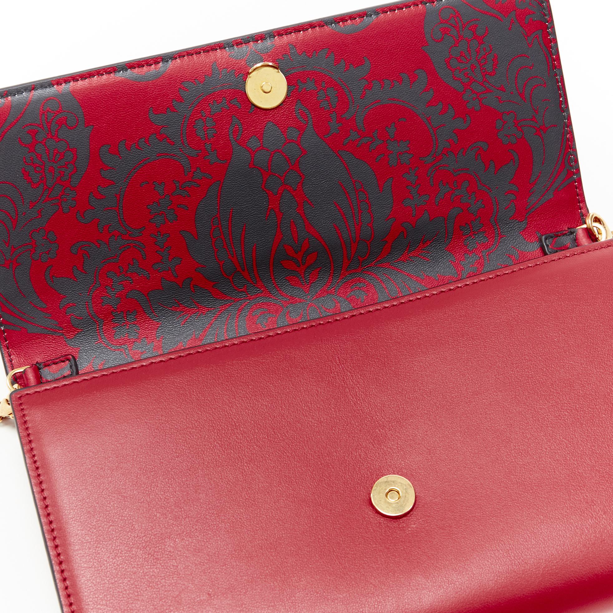 nuovo VERSACE V-Mine Virtus V heart flap front wallet on chain WOC clutch bag 4