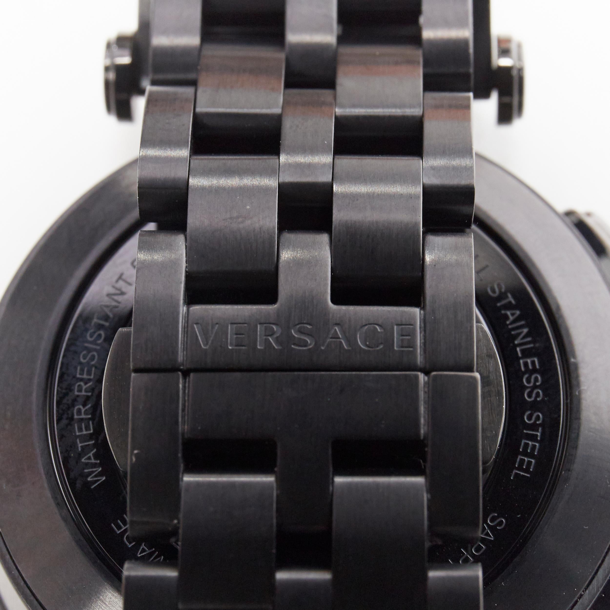 new VERSACE V-Race Sport black stainless steel quartz analog men's watch 1