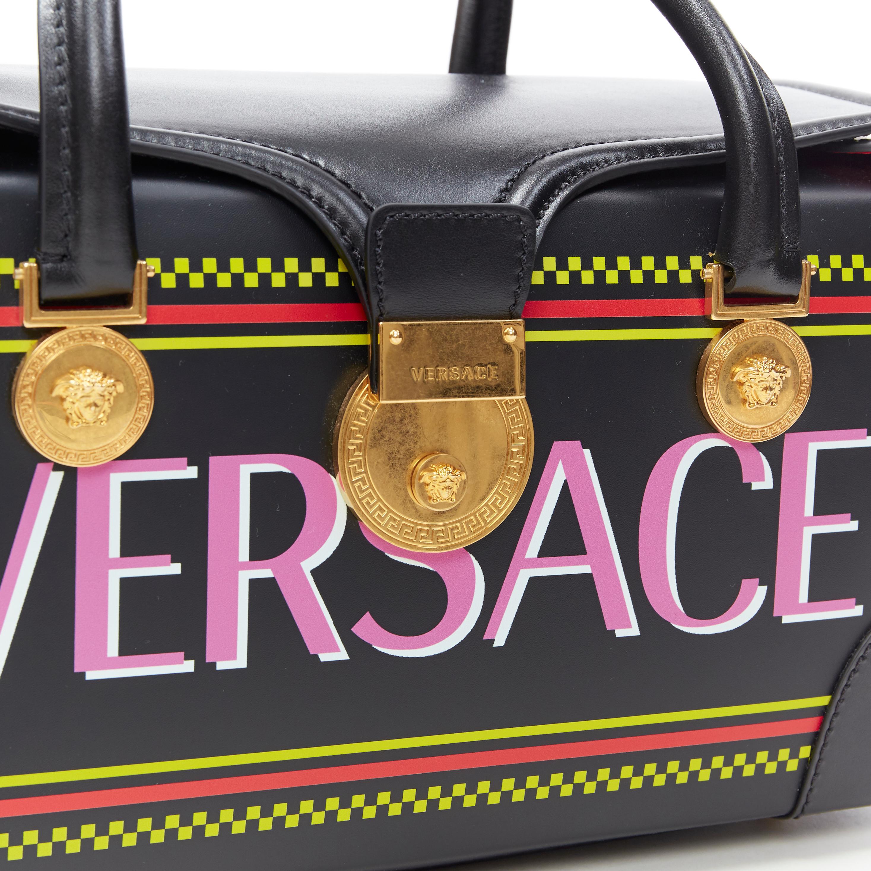 new VERSACE Vitello 90's Vintage Logo Medusa coin top handle structured box bag In New Condition In Hong Kong, NT