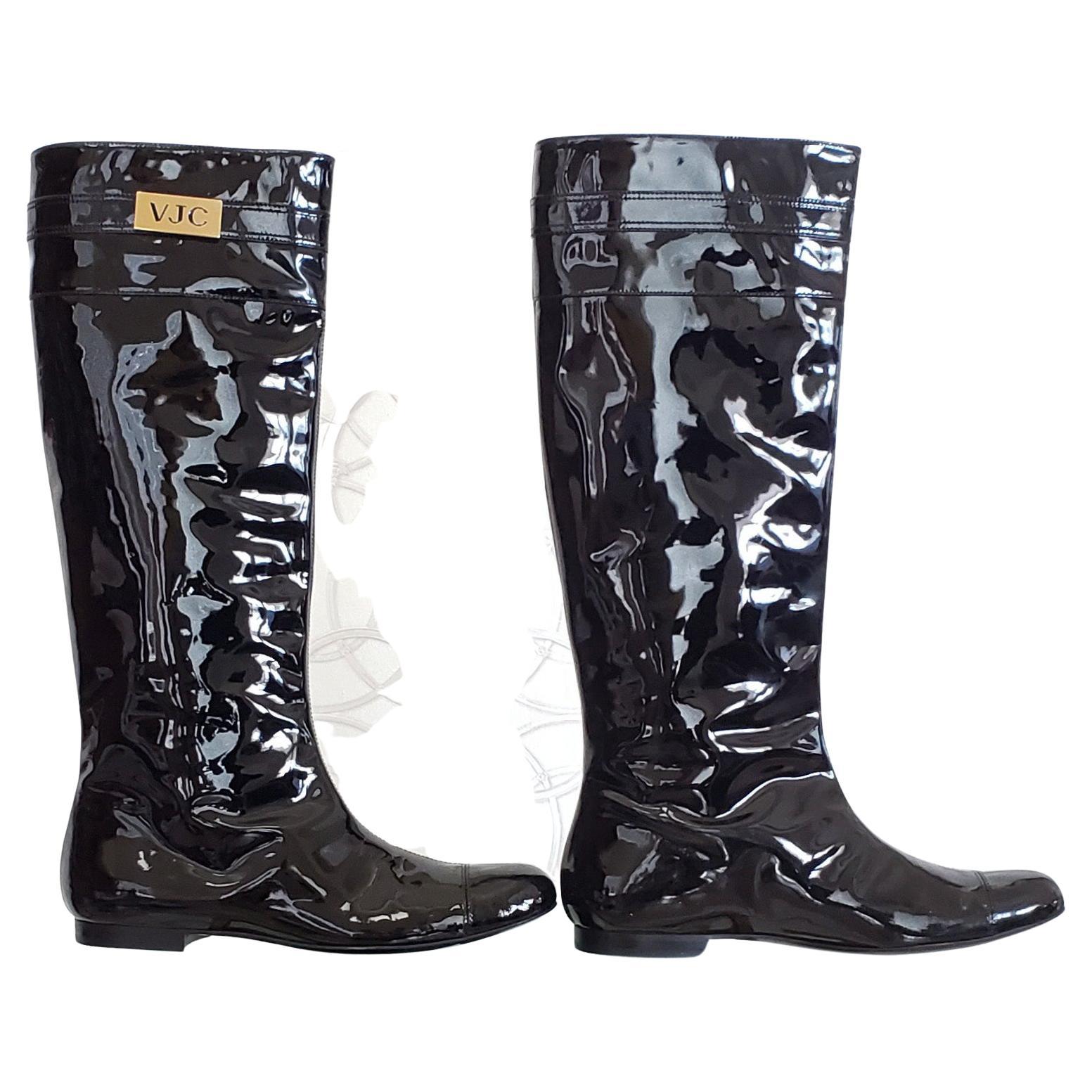 New VERSACE VJC BLACK PATENT LEATHER BOOTS 39 - 9 For Sale