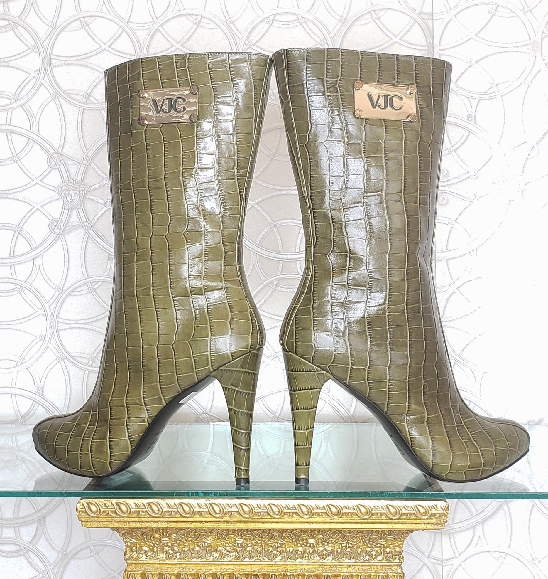 green croc booties