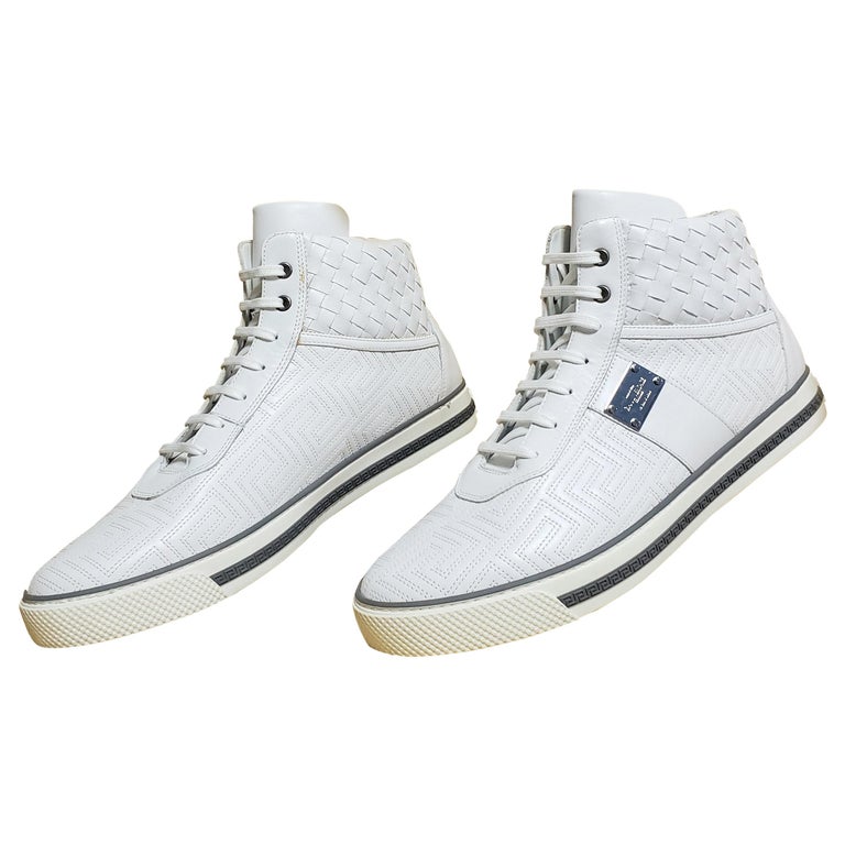 NEW VERSACE WHITE LEATHER HIGH-TOP SNEAKERS with a GREEK PATTERN 42- 9 at  1stDibs