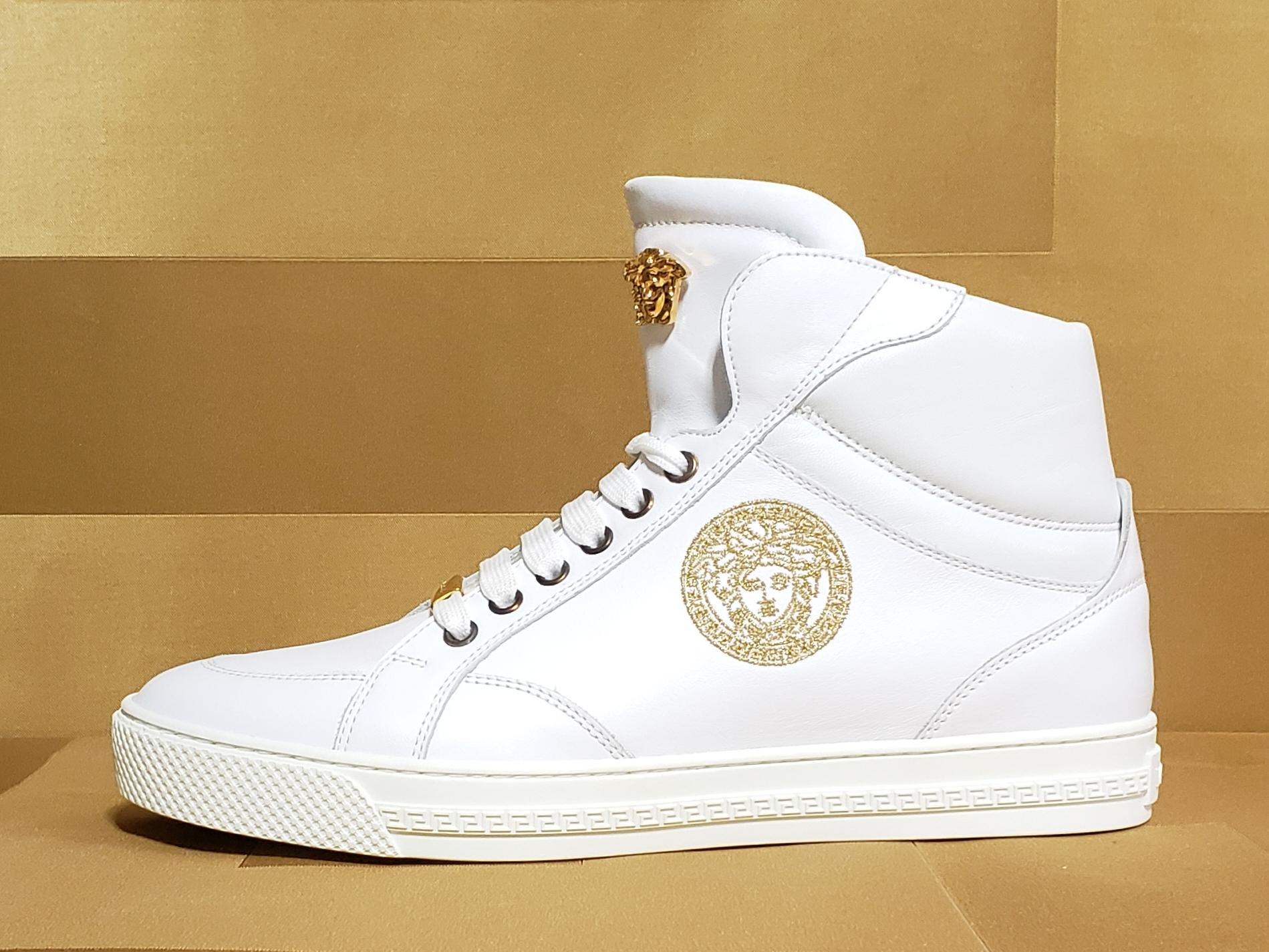 Gray NEW VERSACE WHITE LEATHER SNEAKERS w/EMBROIDERED GOLD MEDUSA 39.5 - 6.5