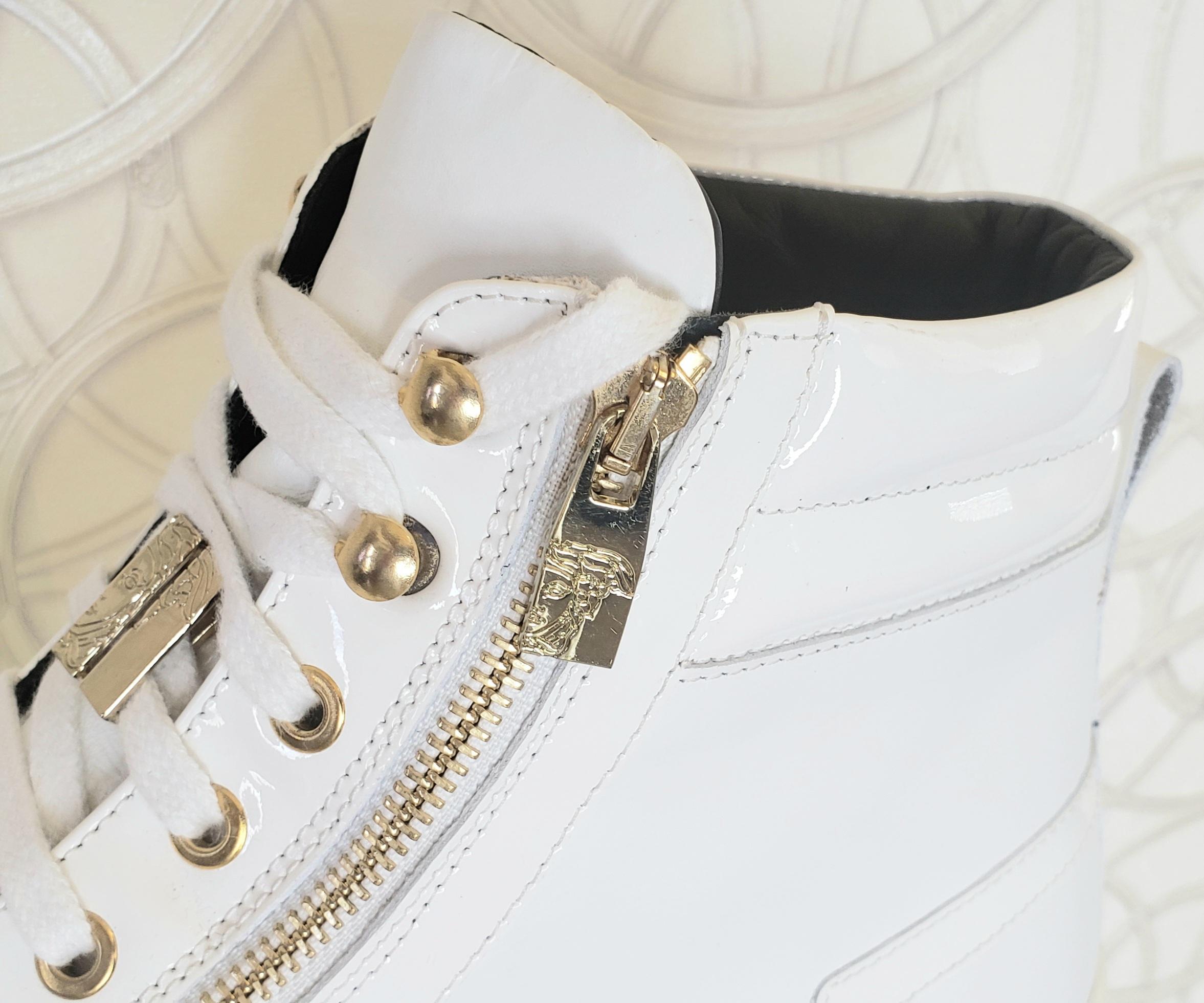NEW VERSACE WHITE LEATHER SNEAKERS w/ GOLD TONE ZIPPERS 44 - 11 3