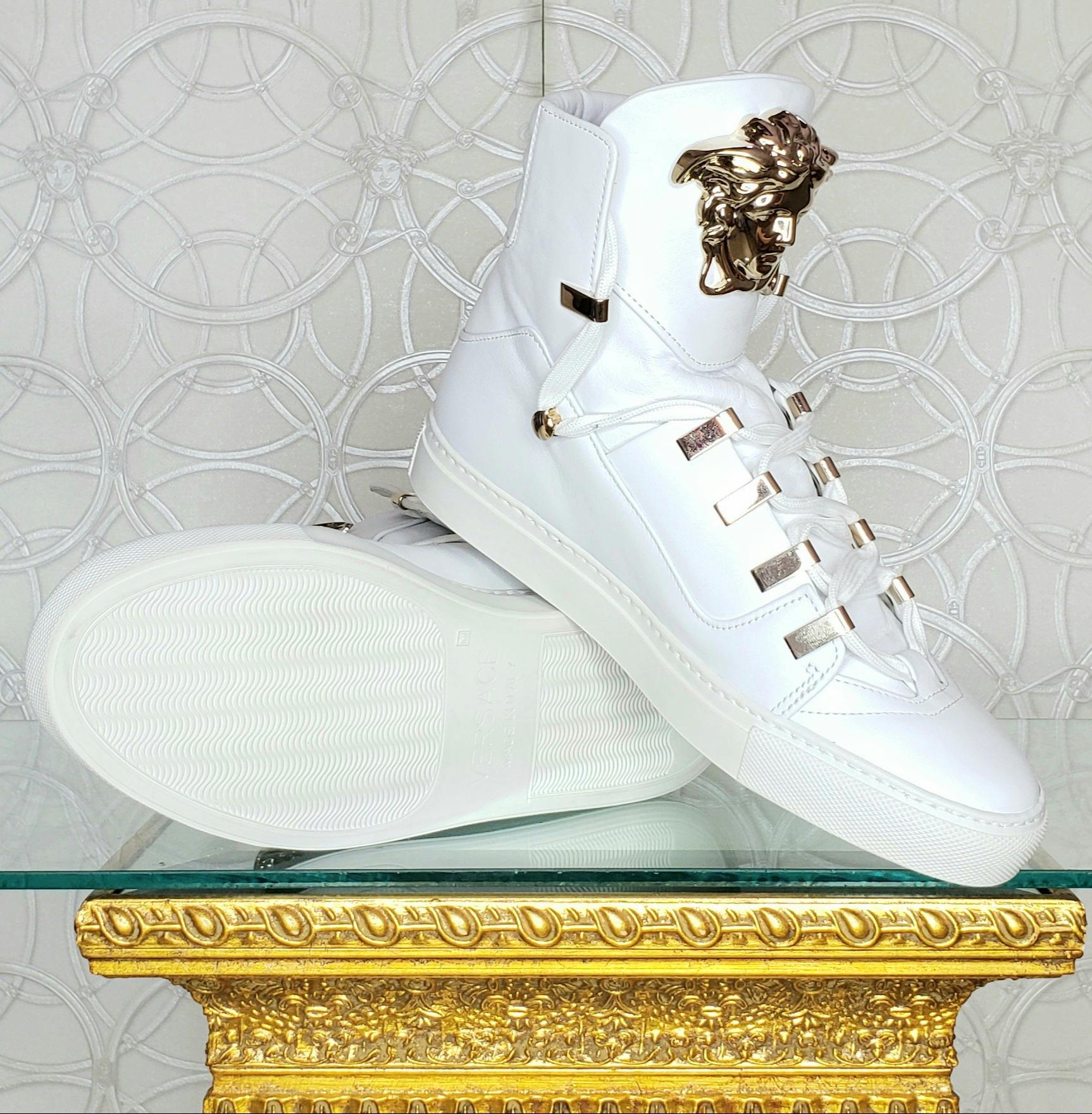 Gray NEW VERSACE WHITE LEATHER SNEAKERS with 3D GOLD MEDUSA Sz 38 - 8 For Sale