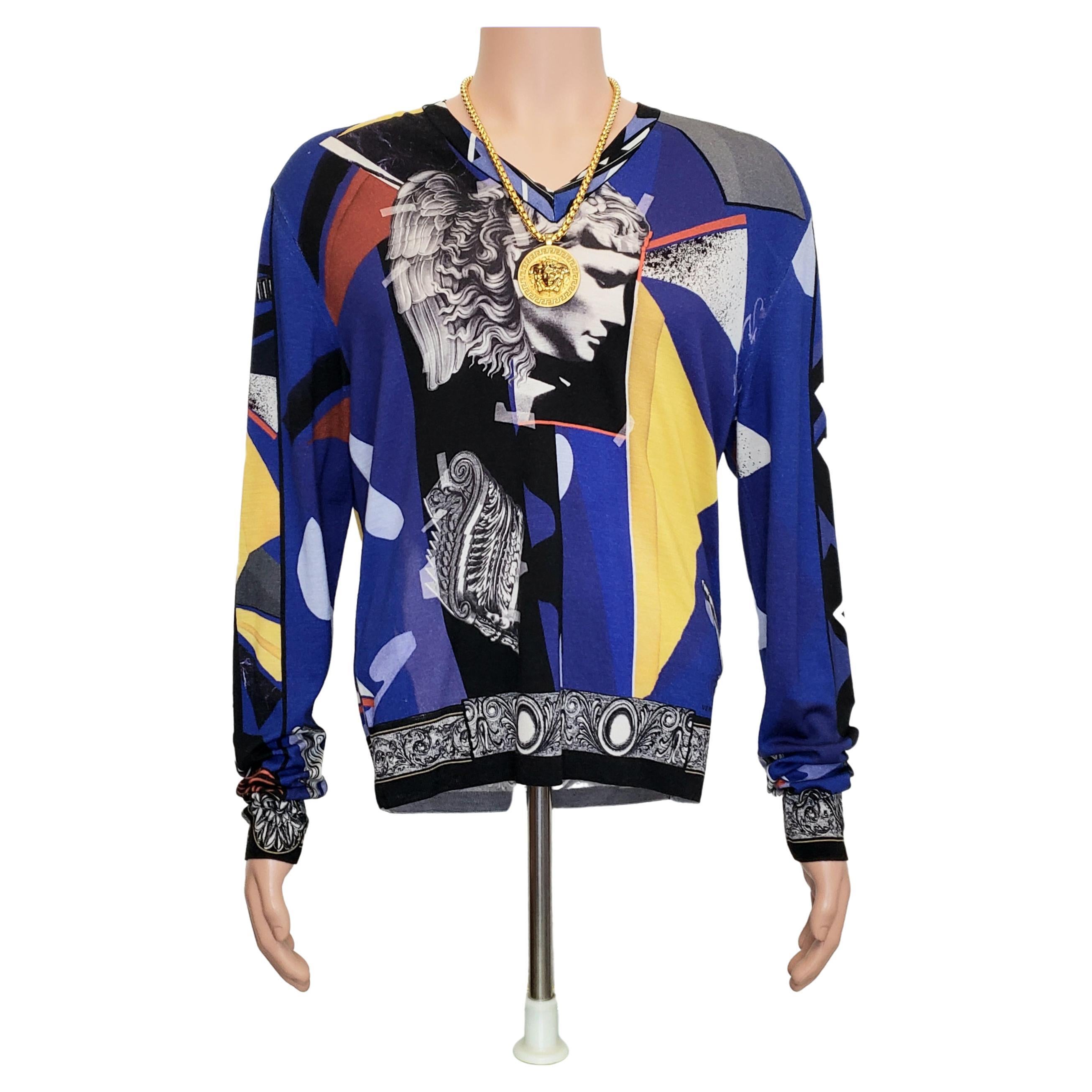 NEW VERSACE WOOL SWEATER with ANTIQUE PRINT size 50 - L as seen on Stephen For Sale