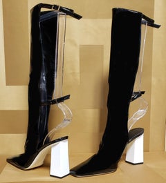 New VERSUS VERSACE BLACK PATENT LEATHER BOOTS 40.5 - 10.5