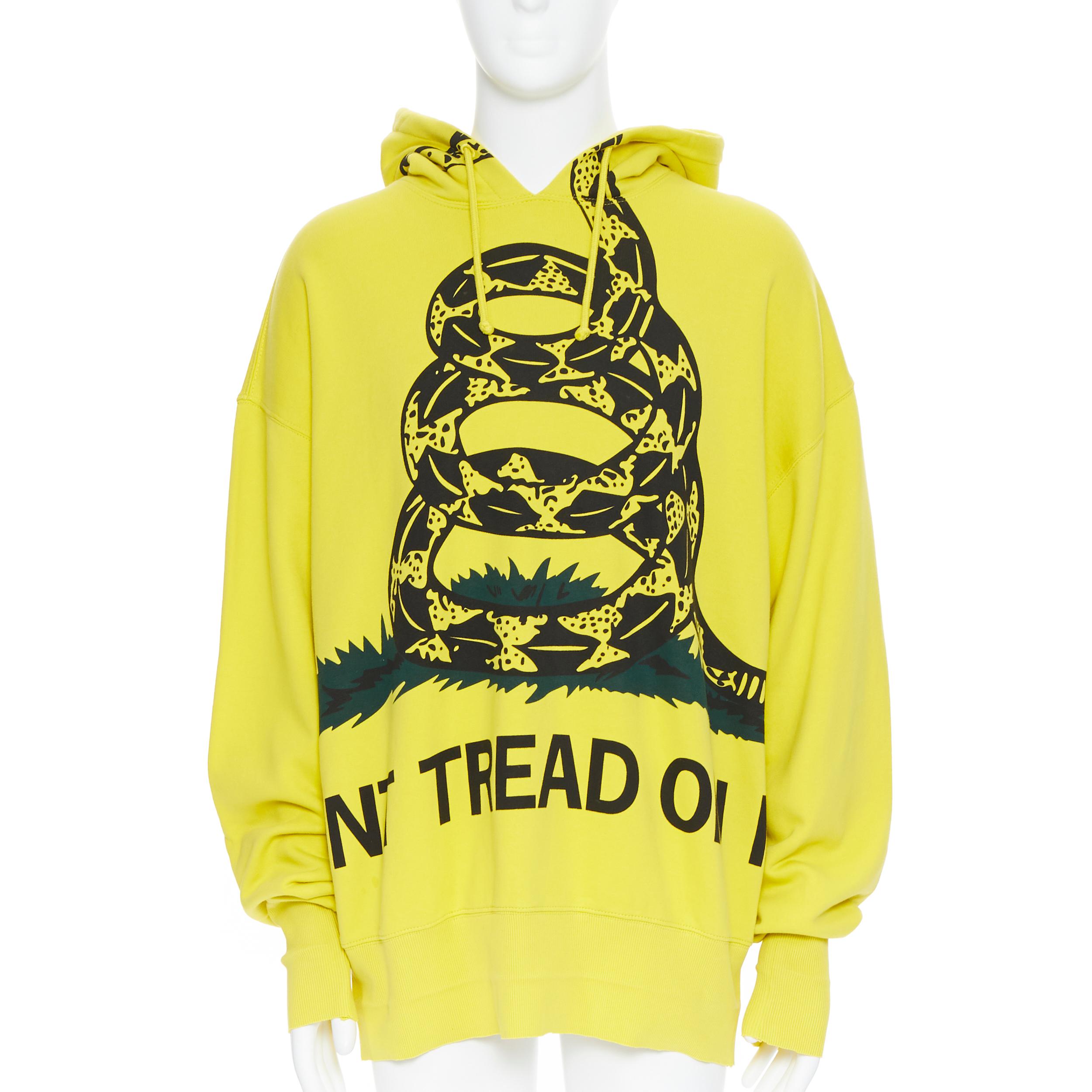 vetements don't tread on me