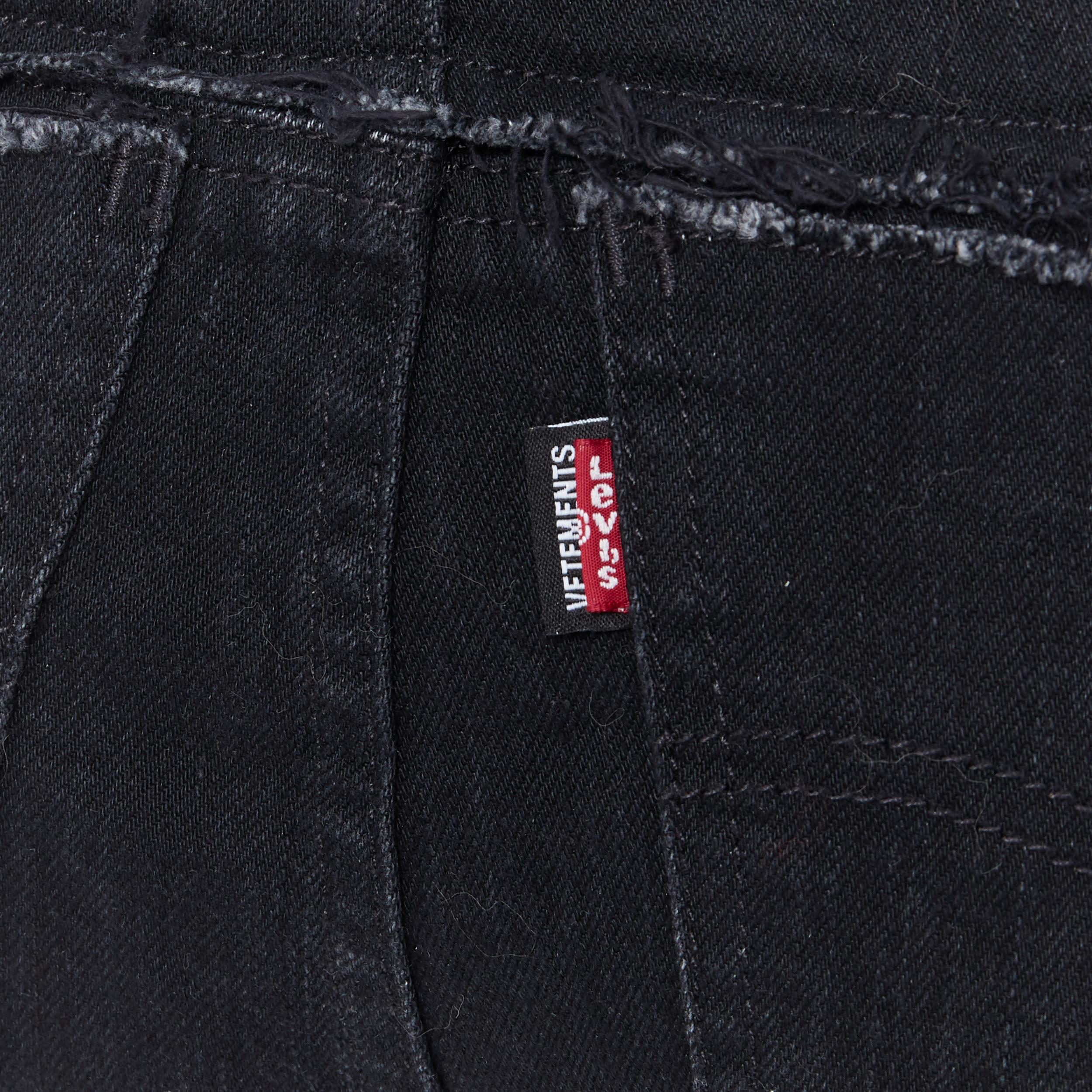 new VETEMENTS LEVI'S AW18 Demna black denim deconstructed waist jeans XS 2