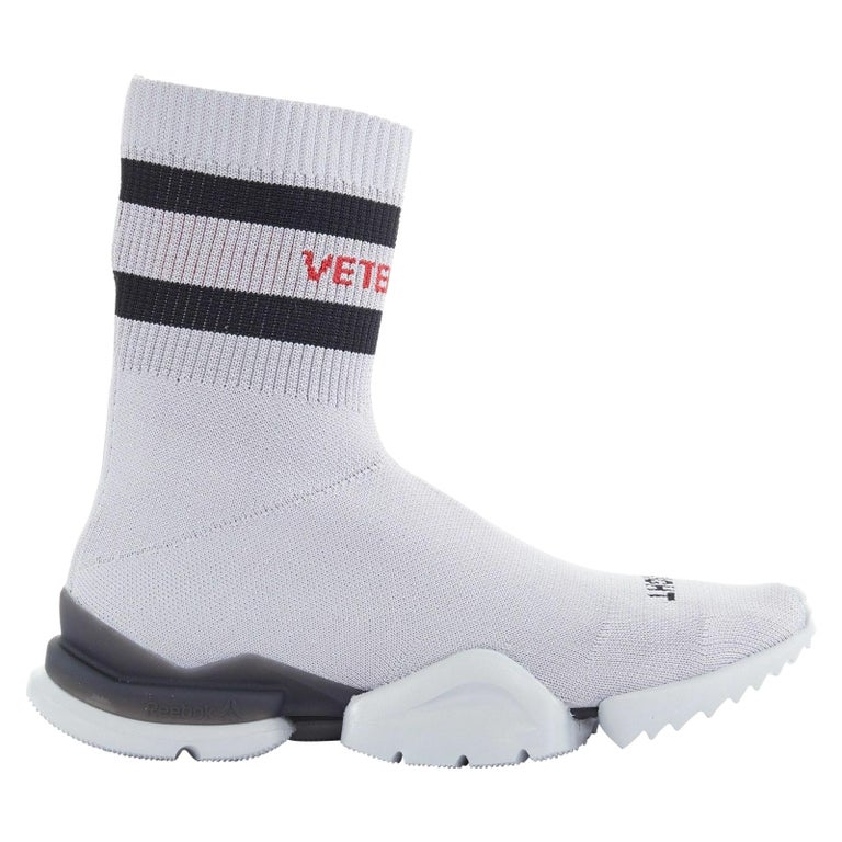 todos los días sonriendo portón new VETEMENTS REEBOK Sock Runner grey sock knit speed trainer sneakers  EU38.5 For Sale at 1stDibs | vetements speed trainer