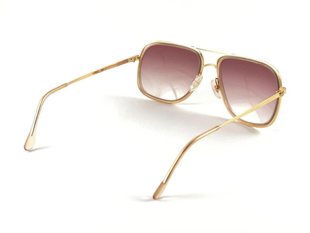 New Vintage Alain Delon Oversized Gold & Translucent  1990  Italy Sunglasses In New Condition For Sale In Baleares, Baleares