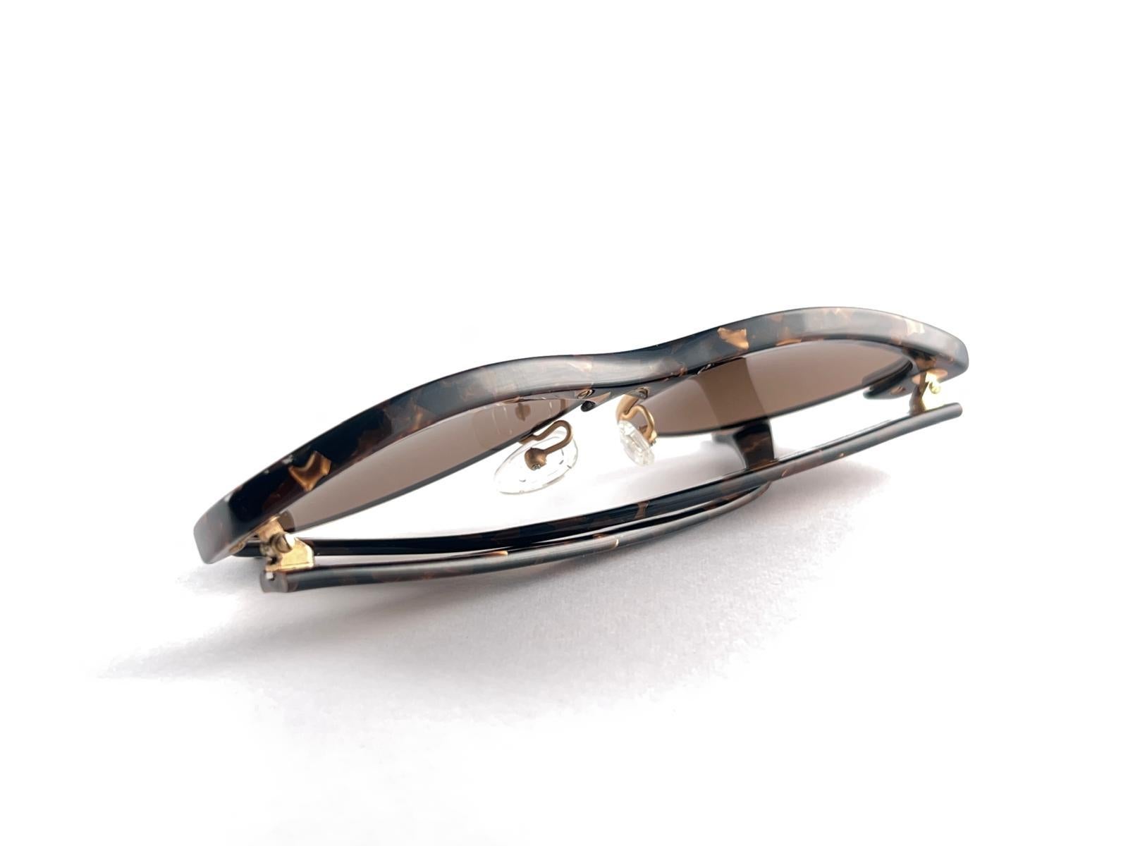 New Vintage Alain Mikli 615 Marbled Tortoise  Handmade Sunglasses 1990'S France For Sale 9