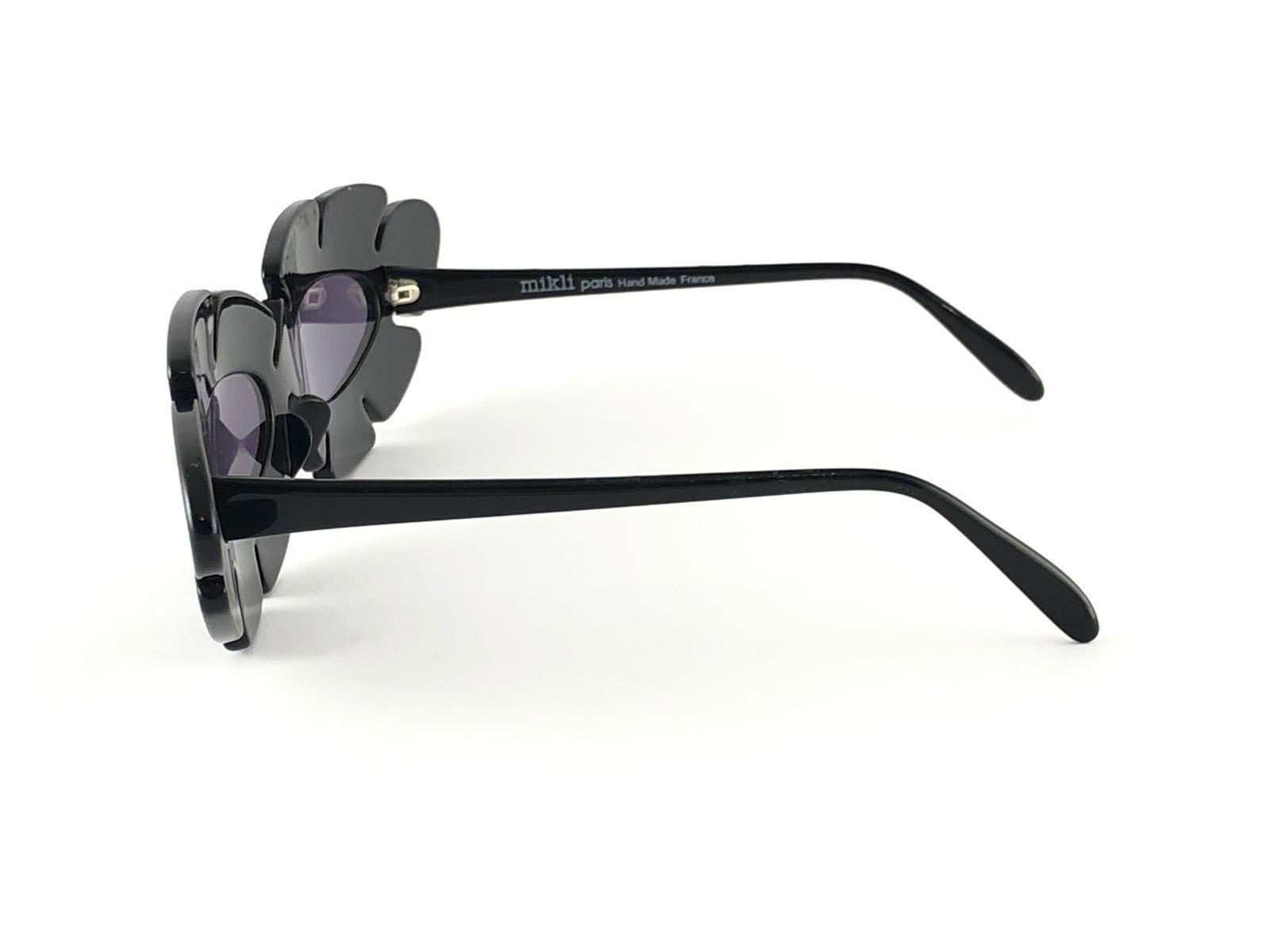 New Vintage Alain Mikli AM 85 Ultra Wide Black France Sunglasses 1980's In New Condition For Sale In Baleares, Baleares