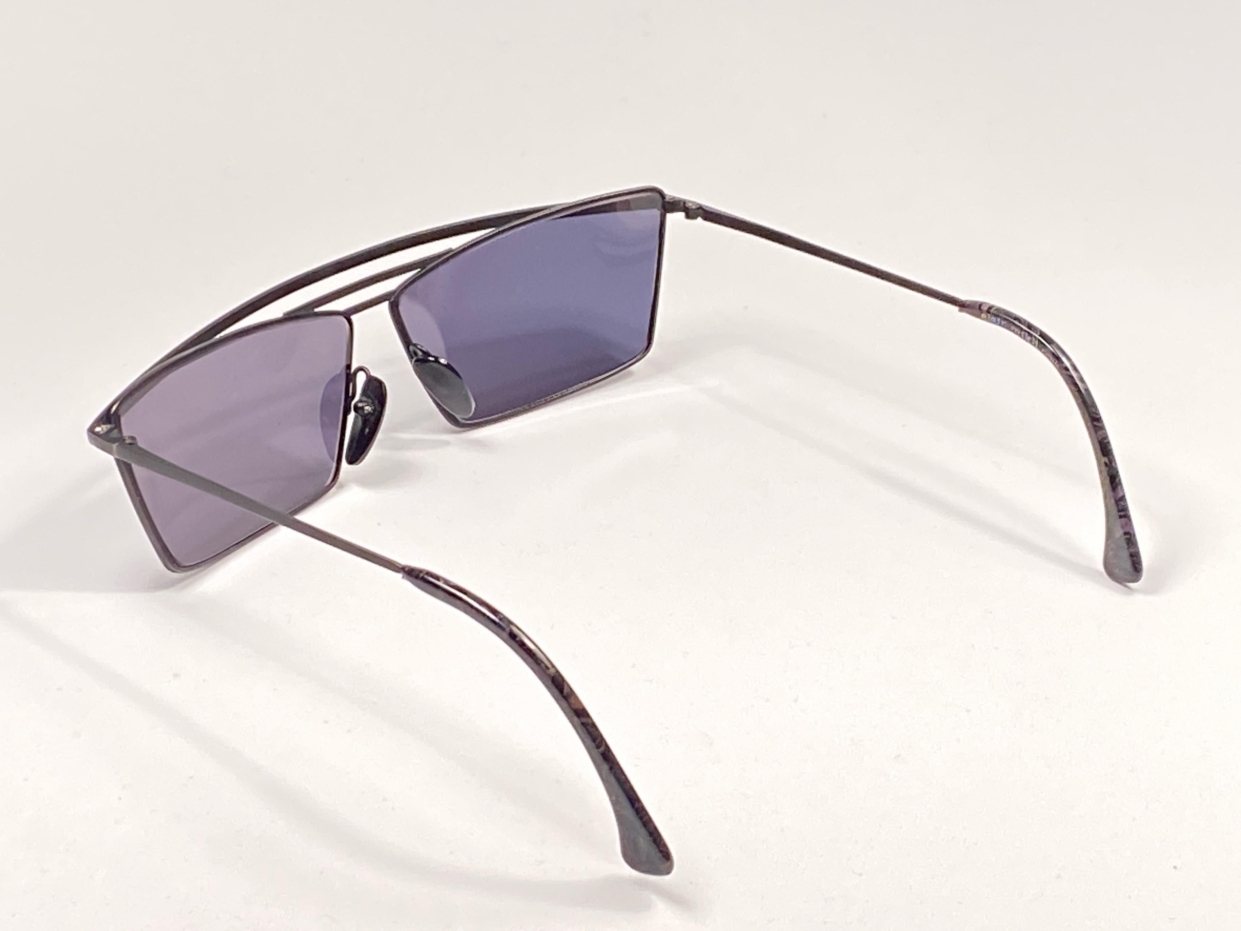 New Vintage Alain Mikli Black Matte AM89 622 Made in France Sunglasses 1980's For Sale 3