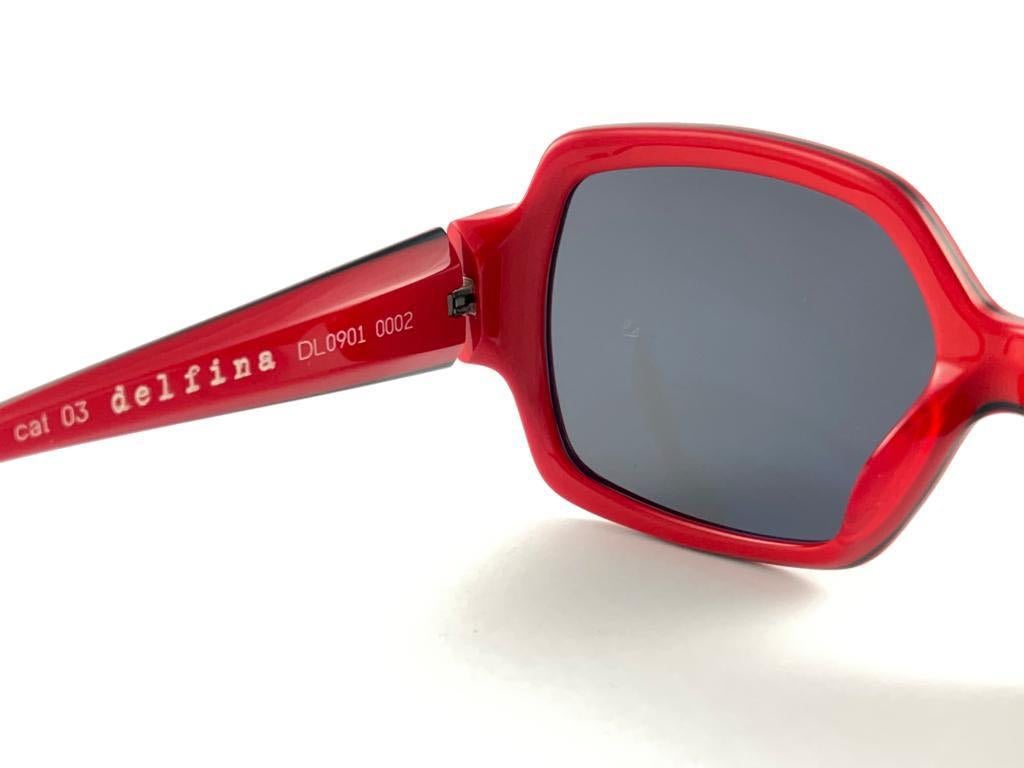 New Vintage Alain Mikli DELFINA DL0901 Red Arachne Sunglasses 2009 In New Condition For Sale In Baleares, Baleares