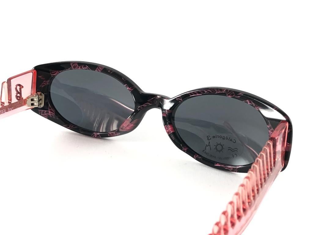 New Vintage Alain Mikli for Barbie Black & Pink 404 France Sunglasses 1980's In New Condition For Sale In Baleares, Baleares