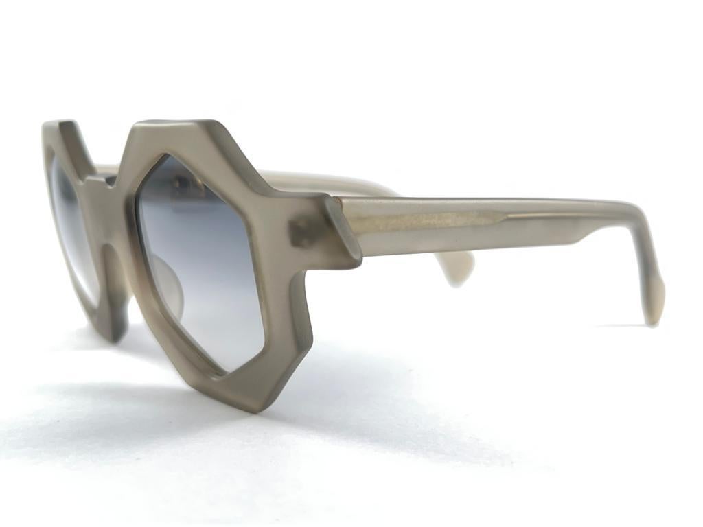 New Vintage Alain Mikli  Hexagonal Light Blue Gradient  Sunglasses 80'S France In New Condition In Baleares, Baleares