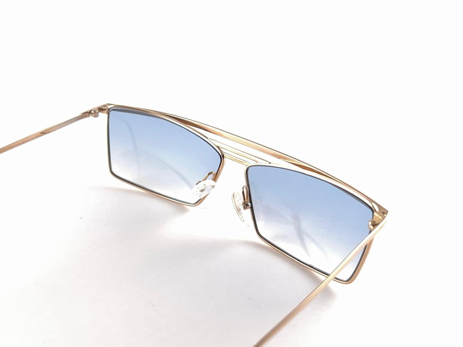 New Vintage Alain Mikli Rectangular Gold Frame Sunglasses 1980's Made in France For Sale 4