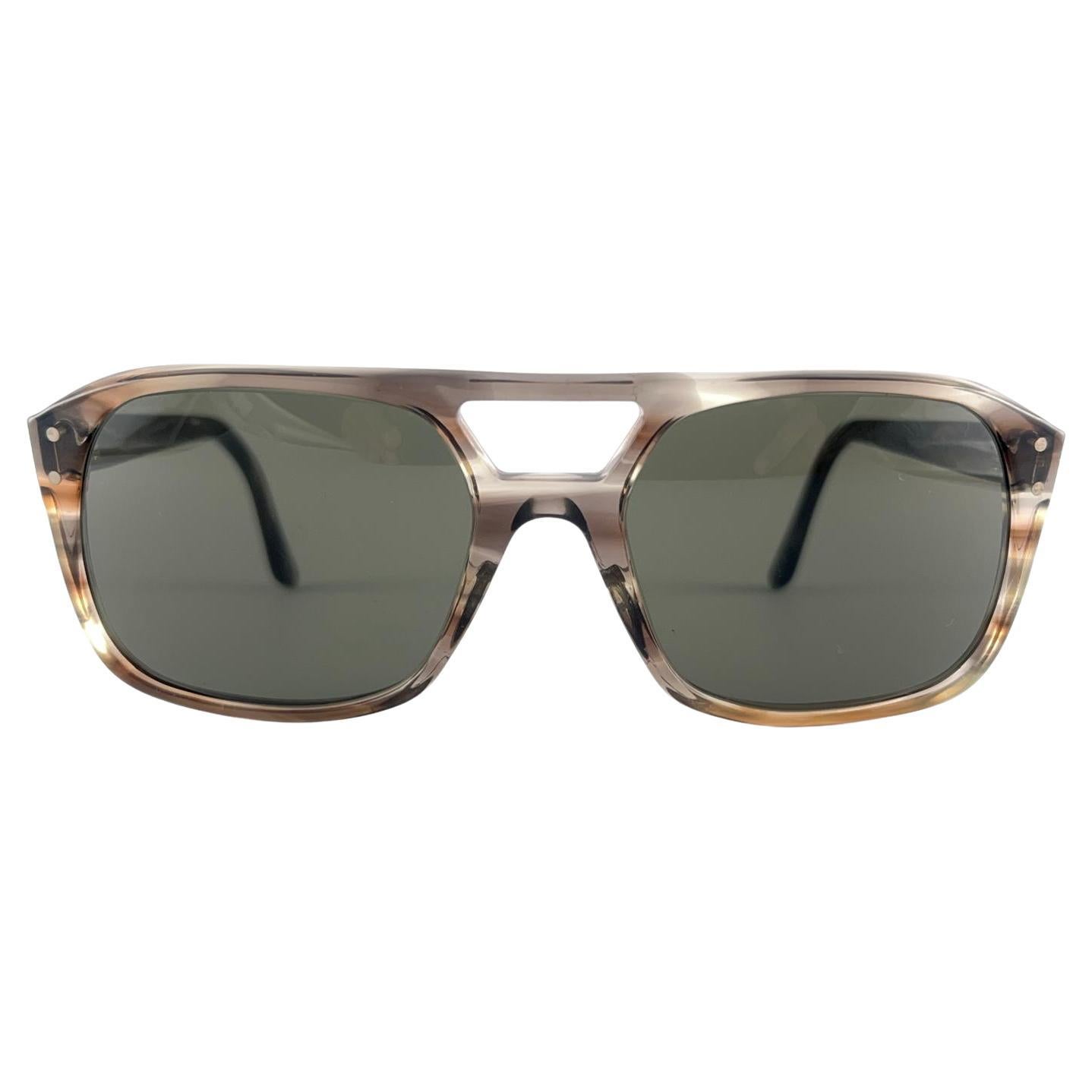 New Vintage American Optical Aerius Pilot Sunglasses Made in Usa en vente