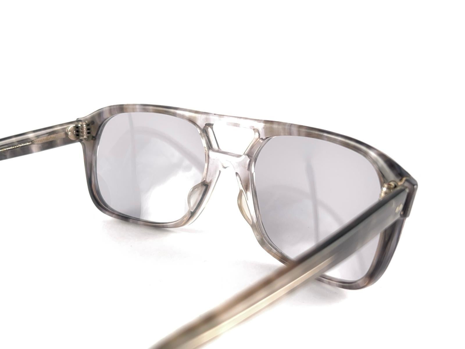 Nuevo Vintage American Optical Aerius Translucent Pilot Gafas de sol Made in Usa en venta 5
