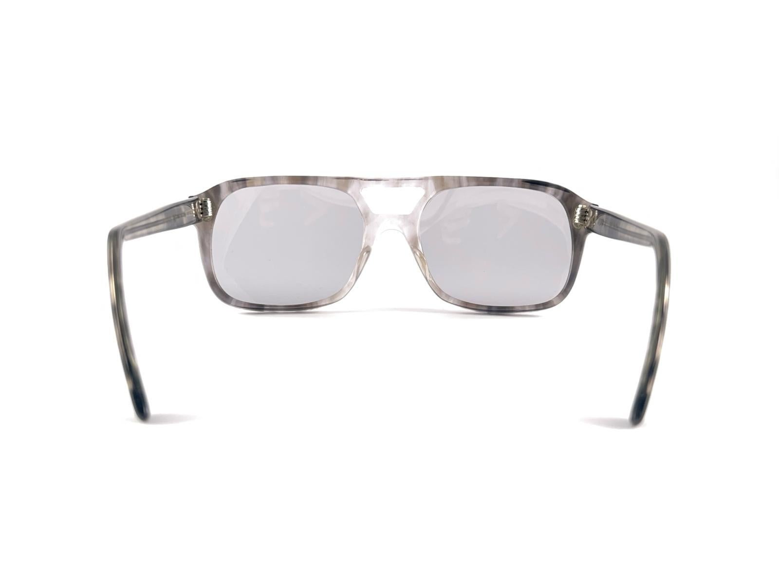 Nuevo Vintage American Optical Aerius Translucent Pilot Gafas de sol Made in Usa en venta 6
