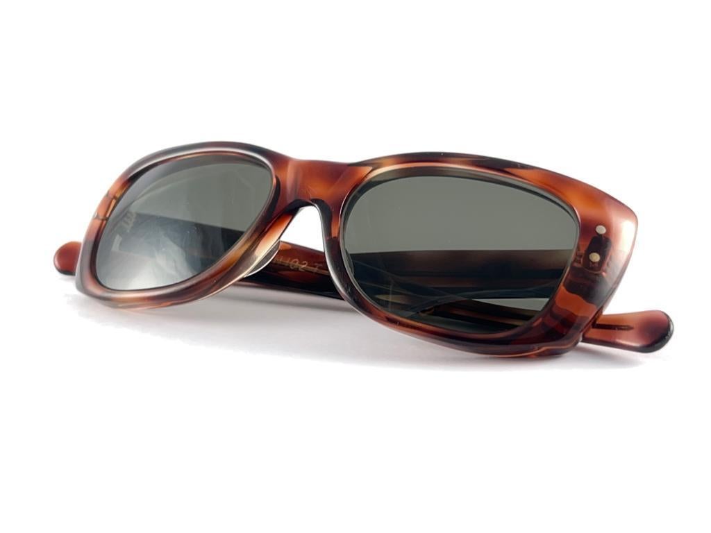 New Vintage American Optical Midcentury Tortoise Sunglasses 60's Made In Usa en vente 7