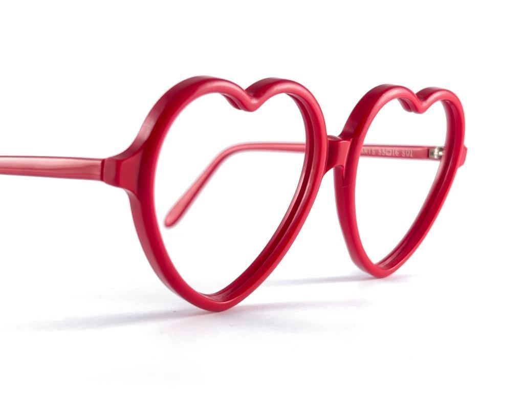 New Vintage Anglo American Hearts Candy Red Rx Sunglasses 1980's England For Sale 3