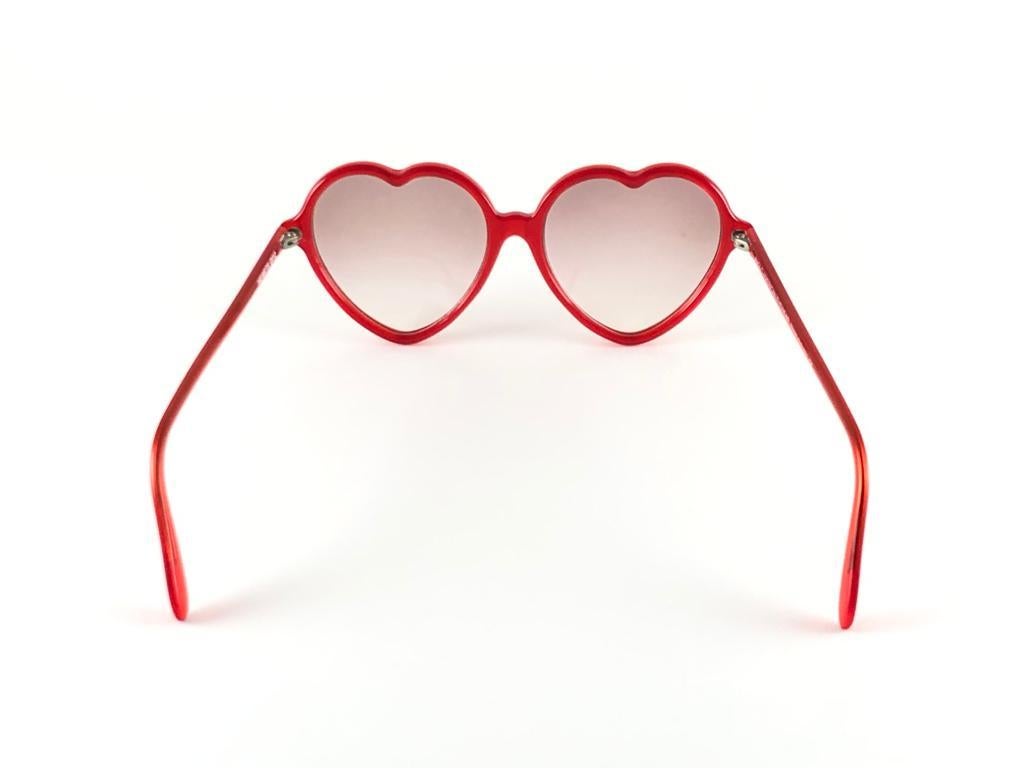 Beige New Vintage Anglo American Hearts Translucent Red Sunglasses 1980  England For Sale