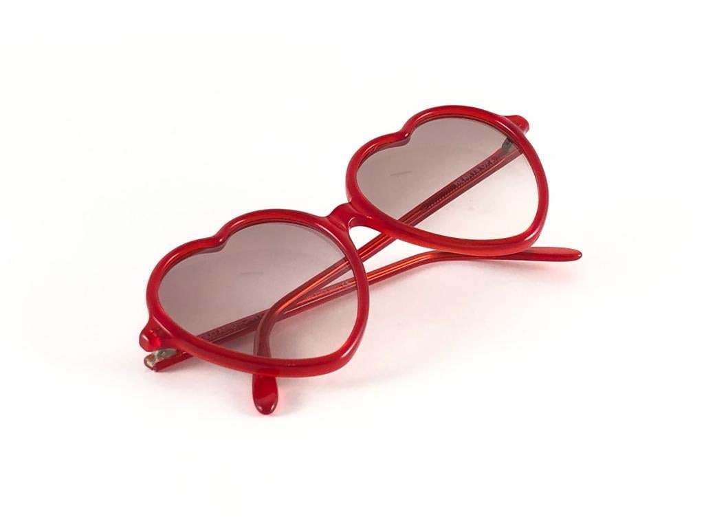 New Vintage Anglo American Hearts Translucent Red Sunglasses 1980  England For Sale 1