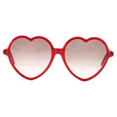 New Vintage Anglo American Hearts OP2 Red Sunglasses 1980 Made in England