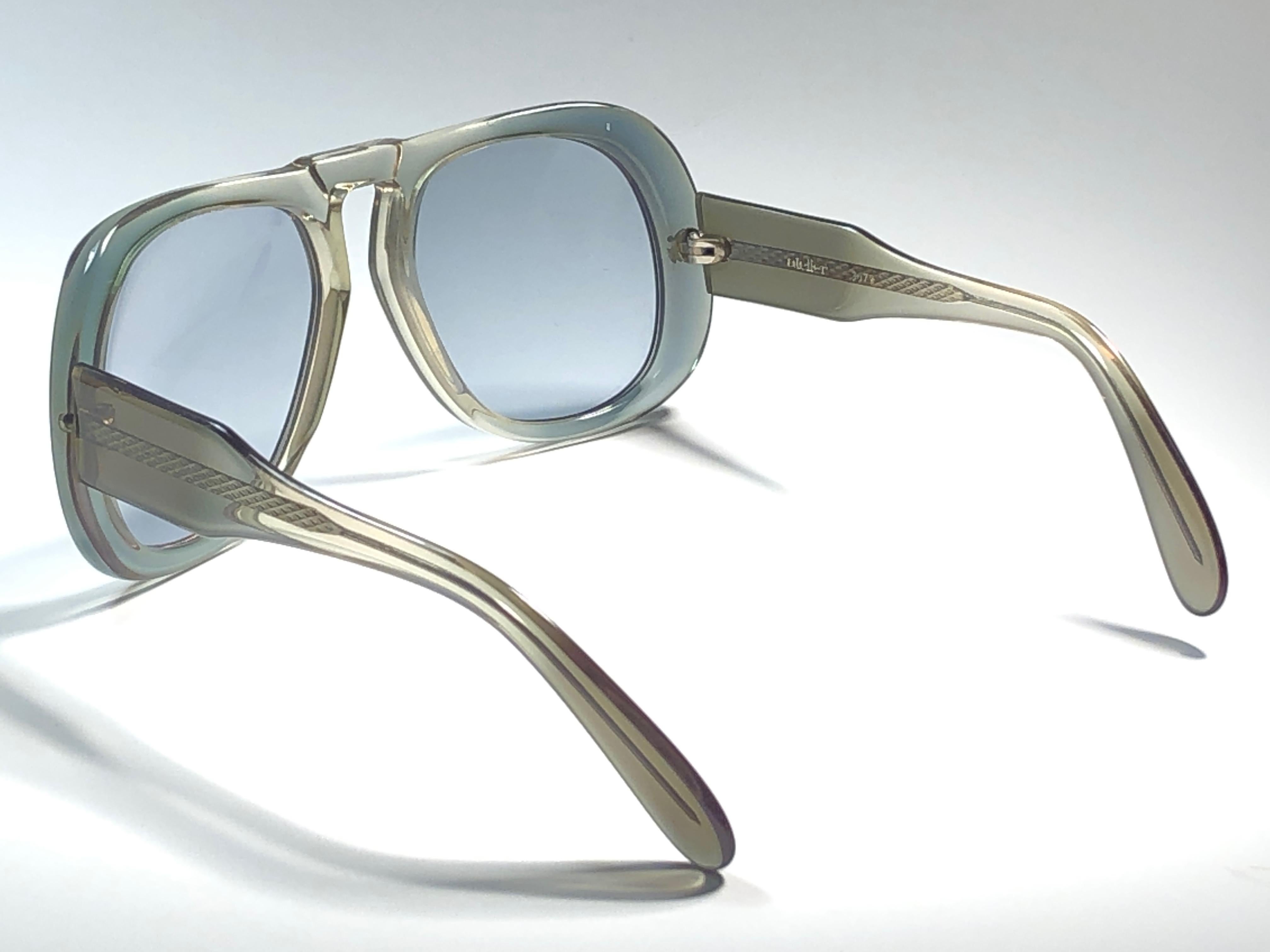 70s mobster glasses