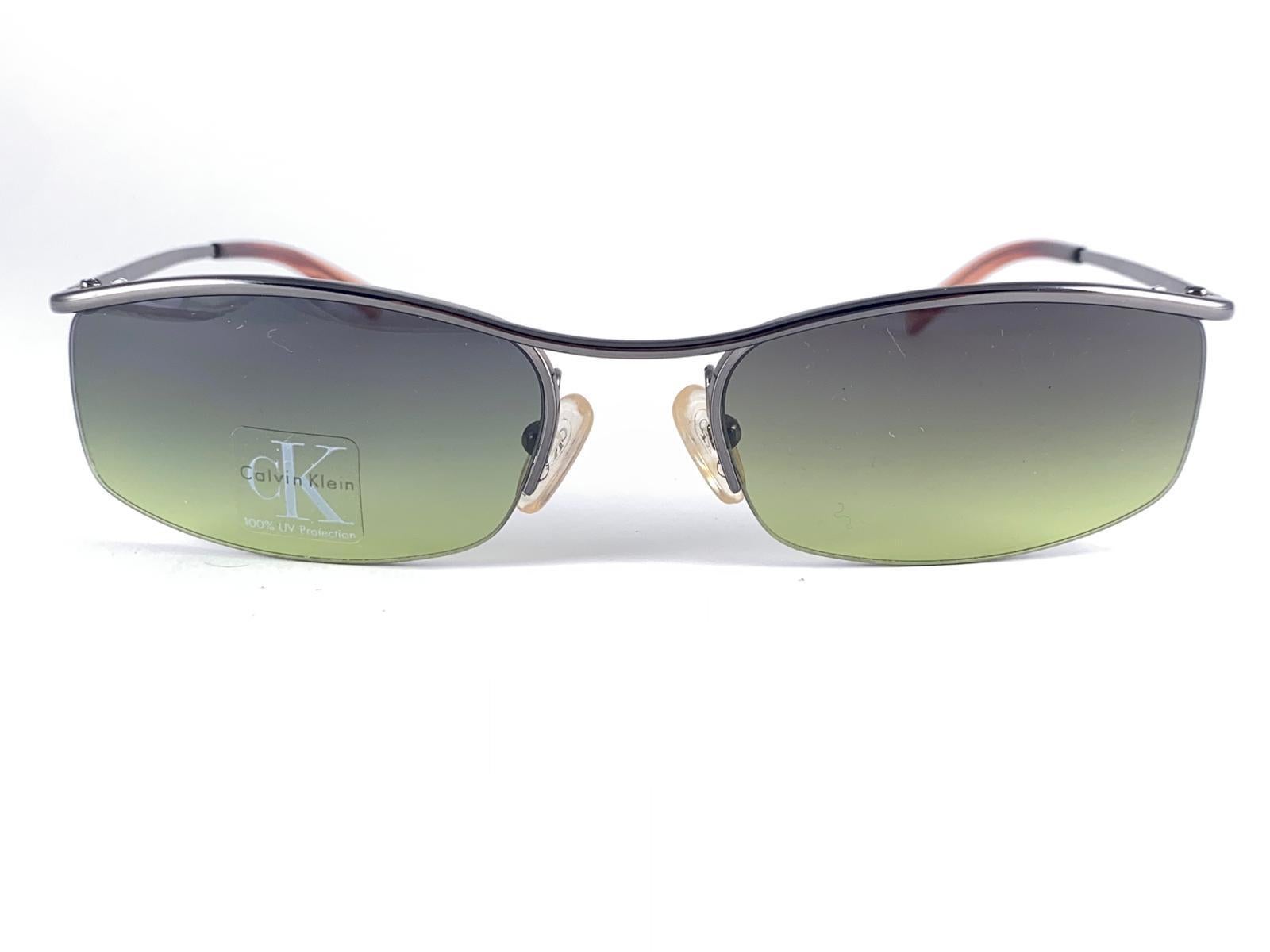 New Vintage Calvin Klein Ck 2033 Small Shiled Y2K Sunglasses Made In Italy For Sale 2