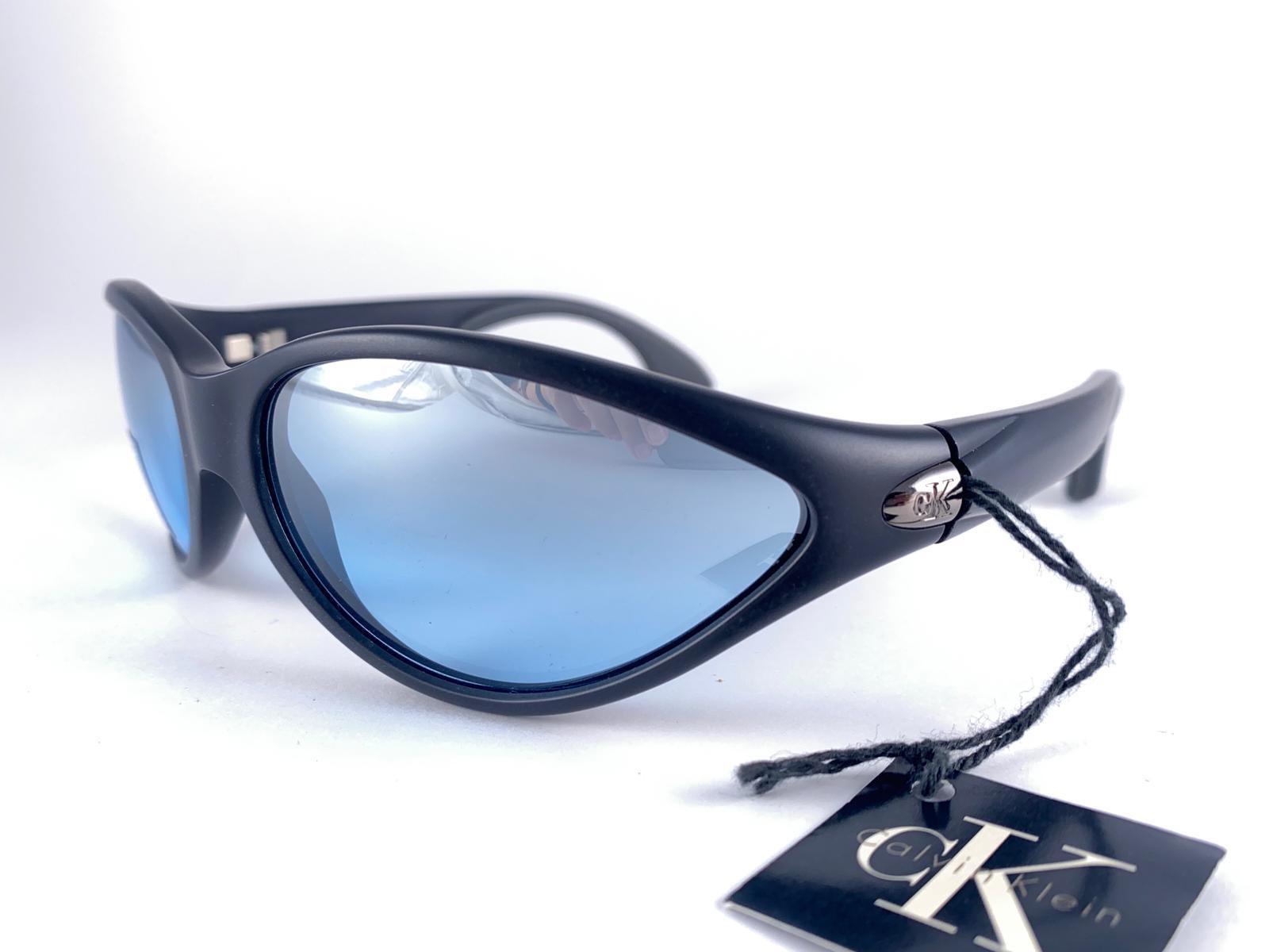 New Vintage Calvin Klein Ck 3012 Matte Black Y2K Sunglasses Made In Italy 2