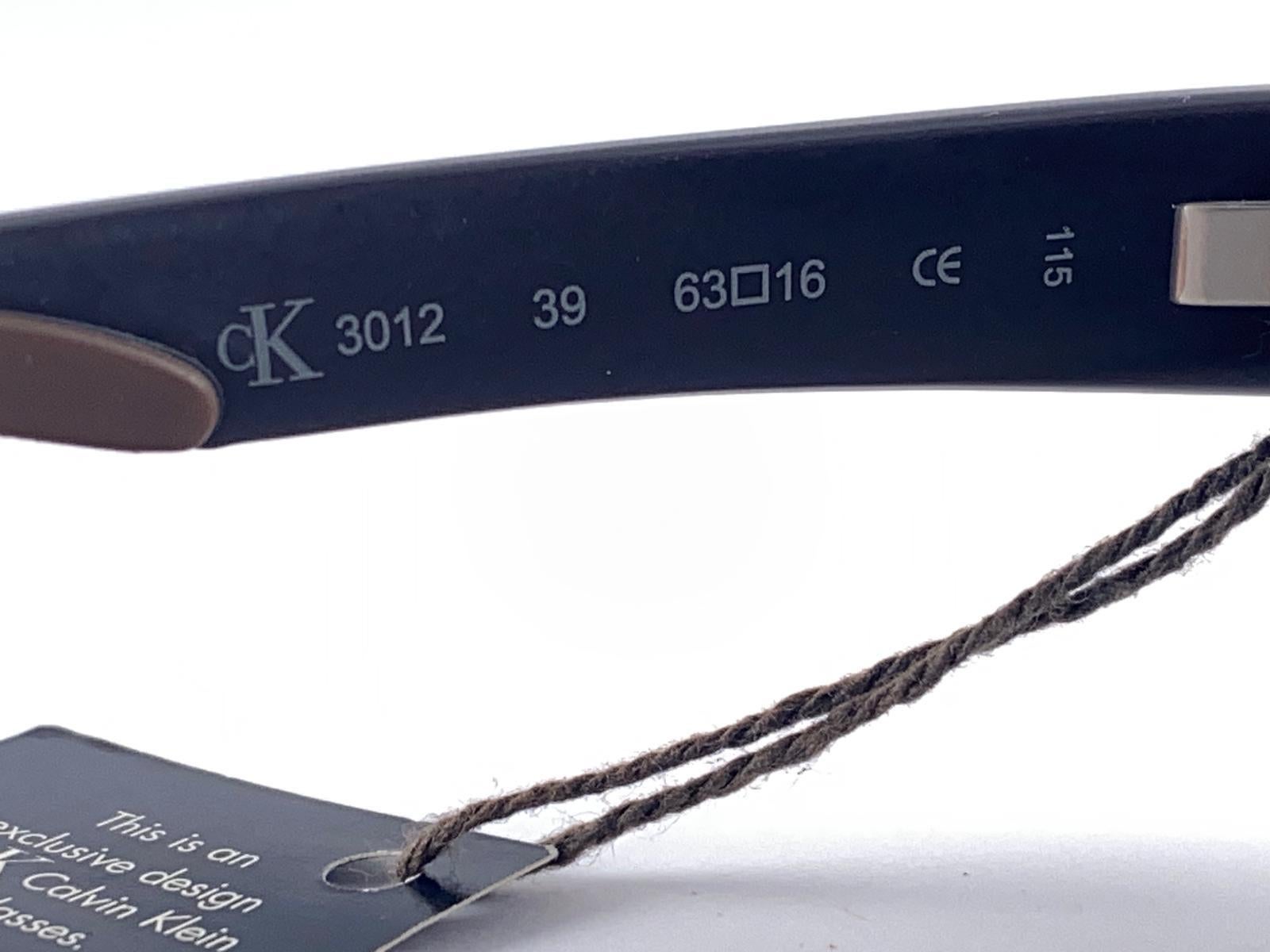 Gray New Vintage Calvin Klein Ck 3012 Matte Brown Y2K Sunglasses Made In Italy For Sale