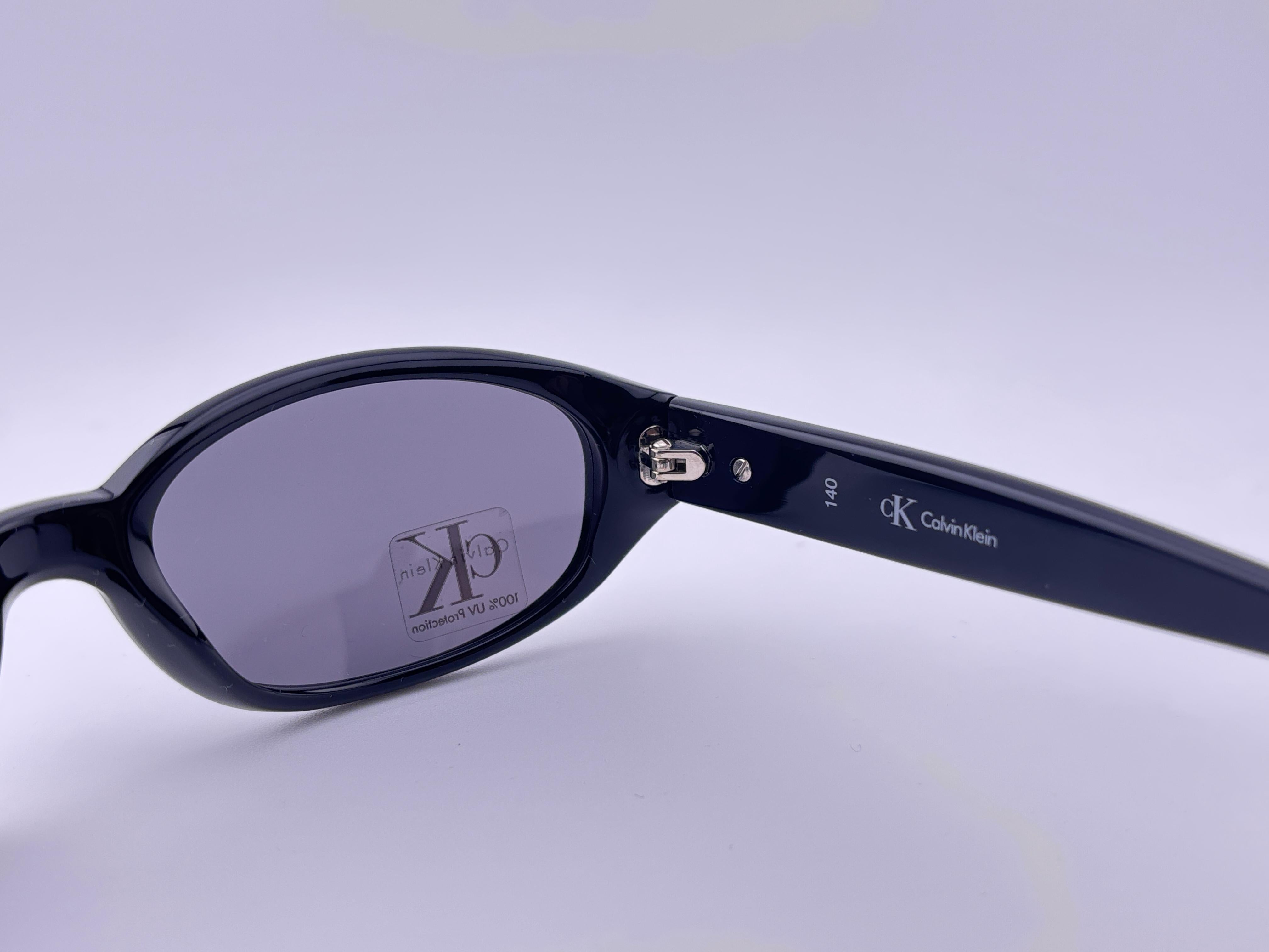 New Vintage Calvin Klein Ck Sleek Black 4027 Y2K Sunglasses Made In Italy Neuf - En vente à Baleares, Baleares
