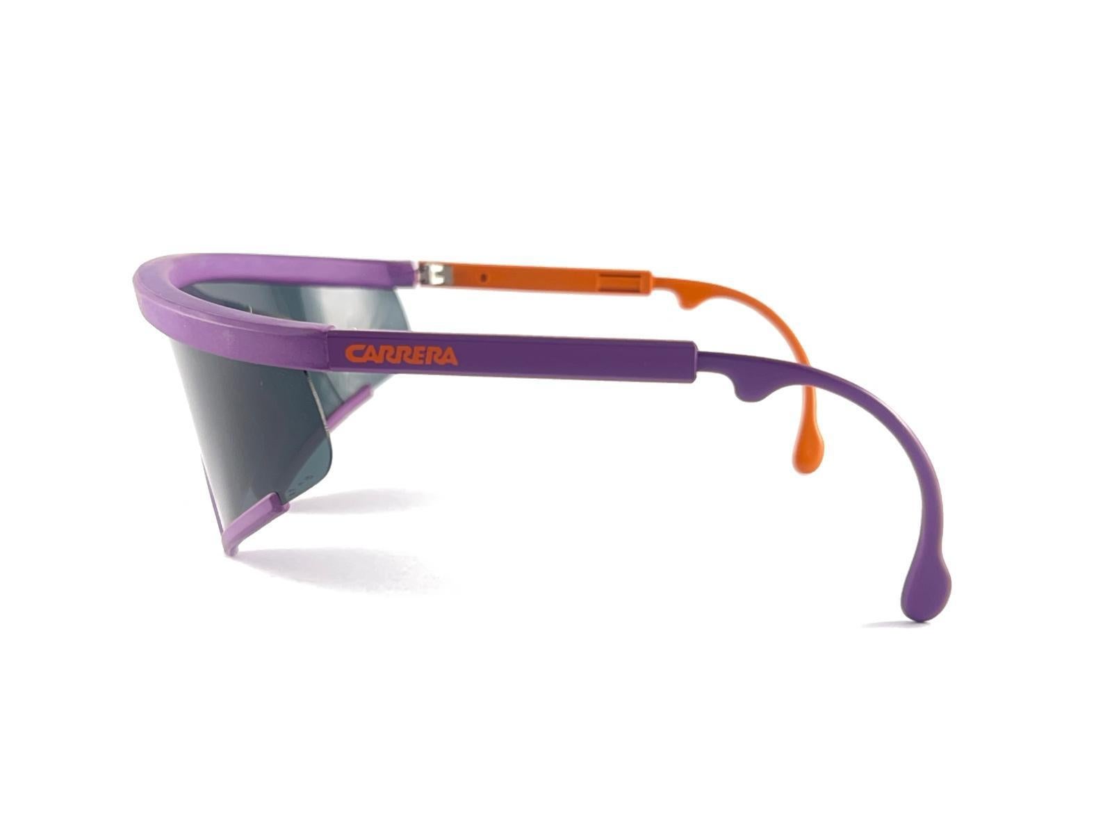 Neu Vintage Carrera 5472 80 Ultra Light Sports Schild-Sonnenbrille 1980er Jahre Österreich (Grau) im Angebot