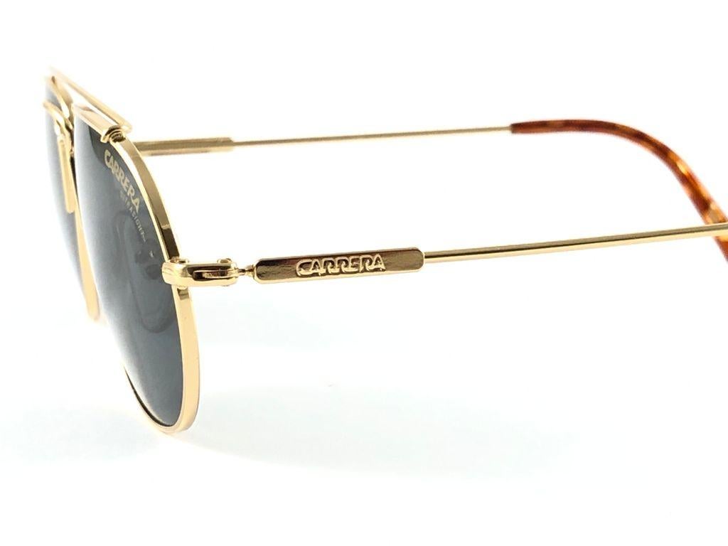 New Vintage Carrera 5532 Gold Sunglasses 1970's Made in Austria In New Condition For Sale In Baleares, Baleares