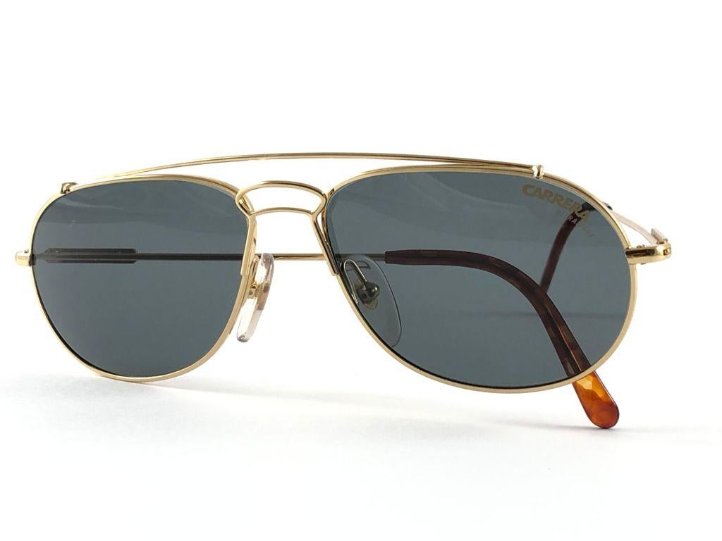 New Vintage Carrera 5532 Gold Sunglasses 1970's Made in Austria For Sale 2