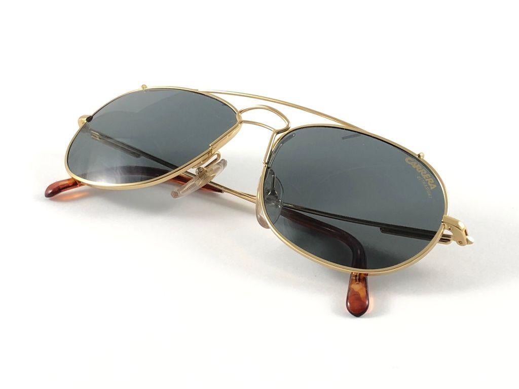 New Vintage Carrera 5532 Gold Sunglasses 1970's Made in Austria For Sale 3