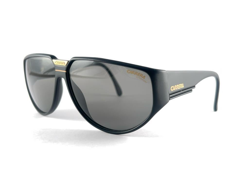 New Vintage Carrera Oversized Black Ultrasight Sports Sunglasses Made in Germany en vente 3