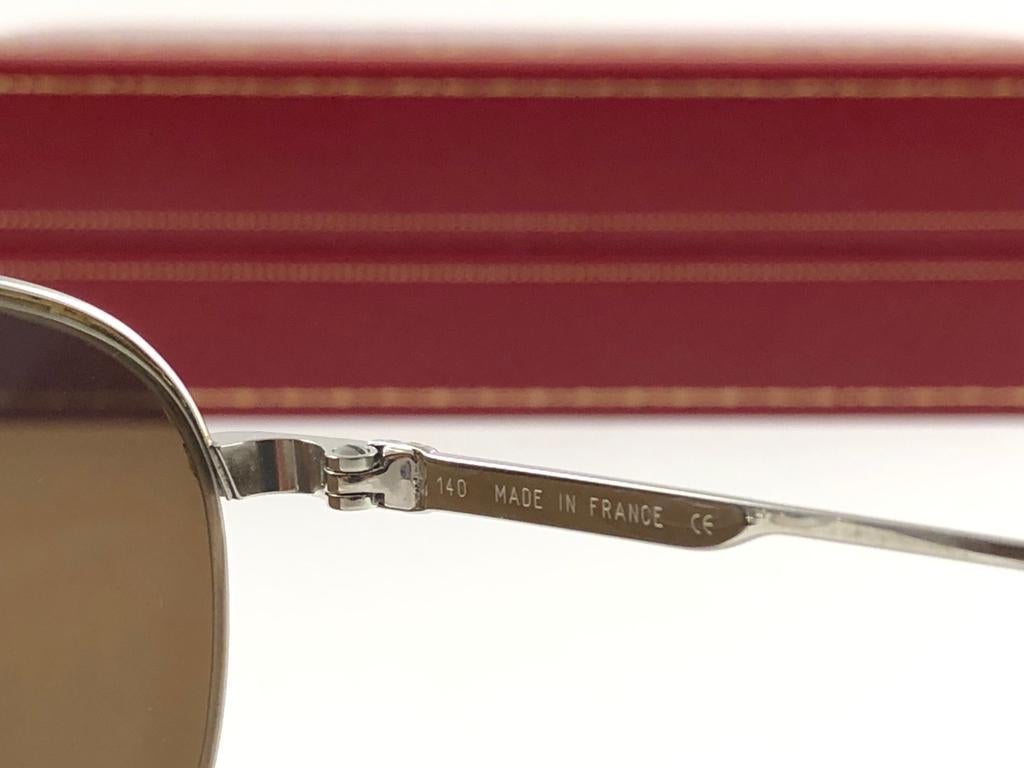 New Vintage Cartier Colissee Platine Plated 51 20 Frame France 1990 Sunglasses In Excellent Condition For Sale In Baleares, Baleares