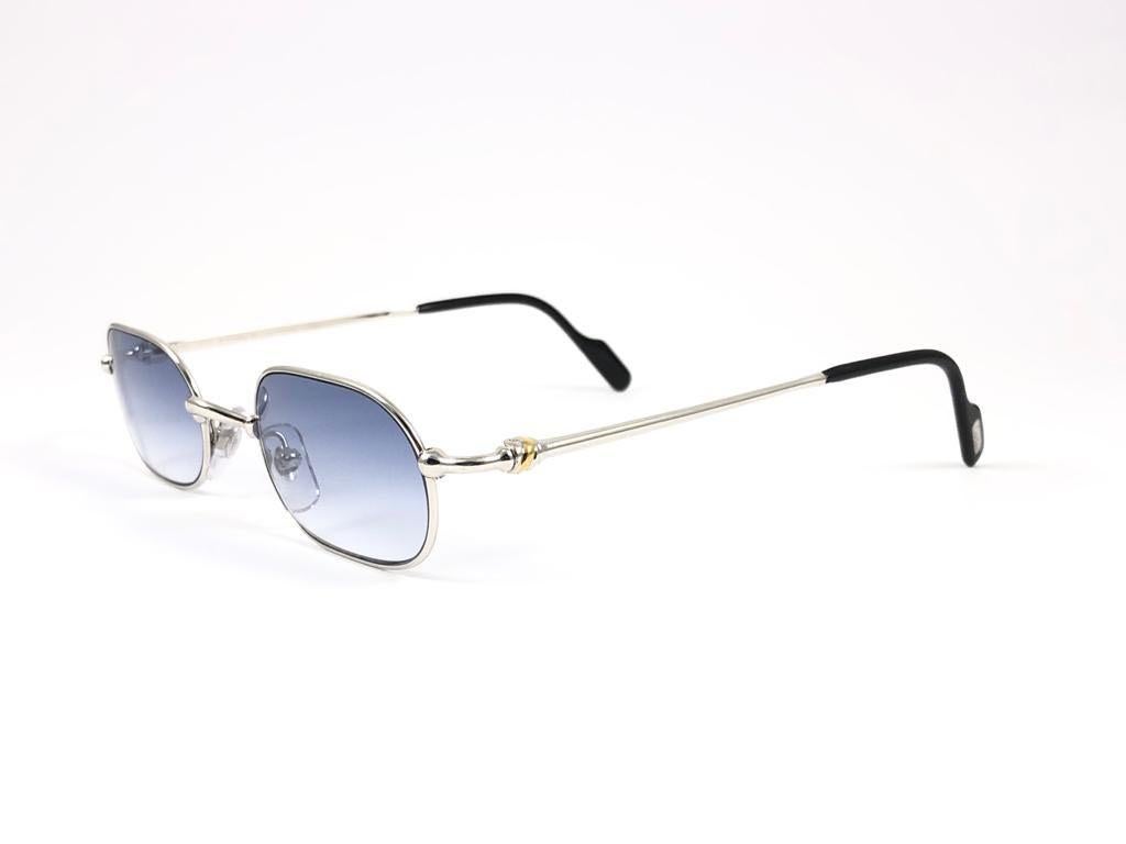 New Vintage Cartier Deimios Platine Solid Blue Lens France 1990 Sunglasses For Sale 3