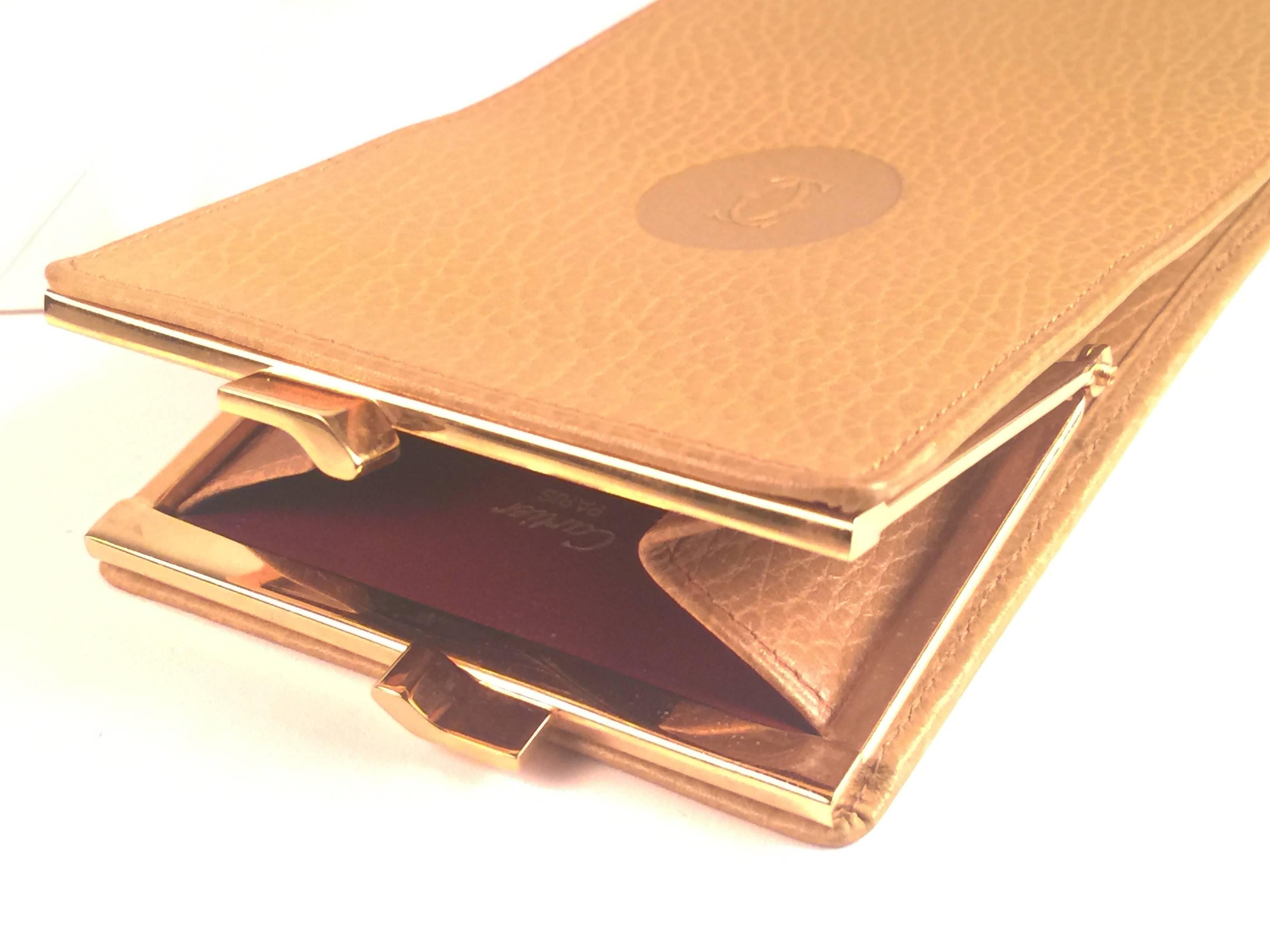 New Vintage Cartier Etui Sunglasses Case Gold & Genuine Leather  In New Condition For Sale In Baleares, Baleares
