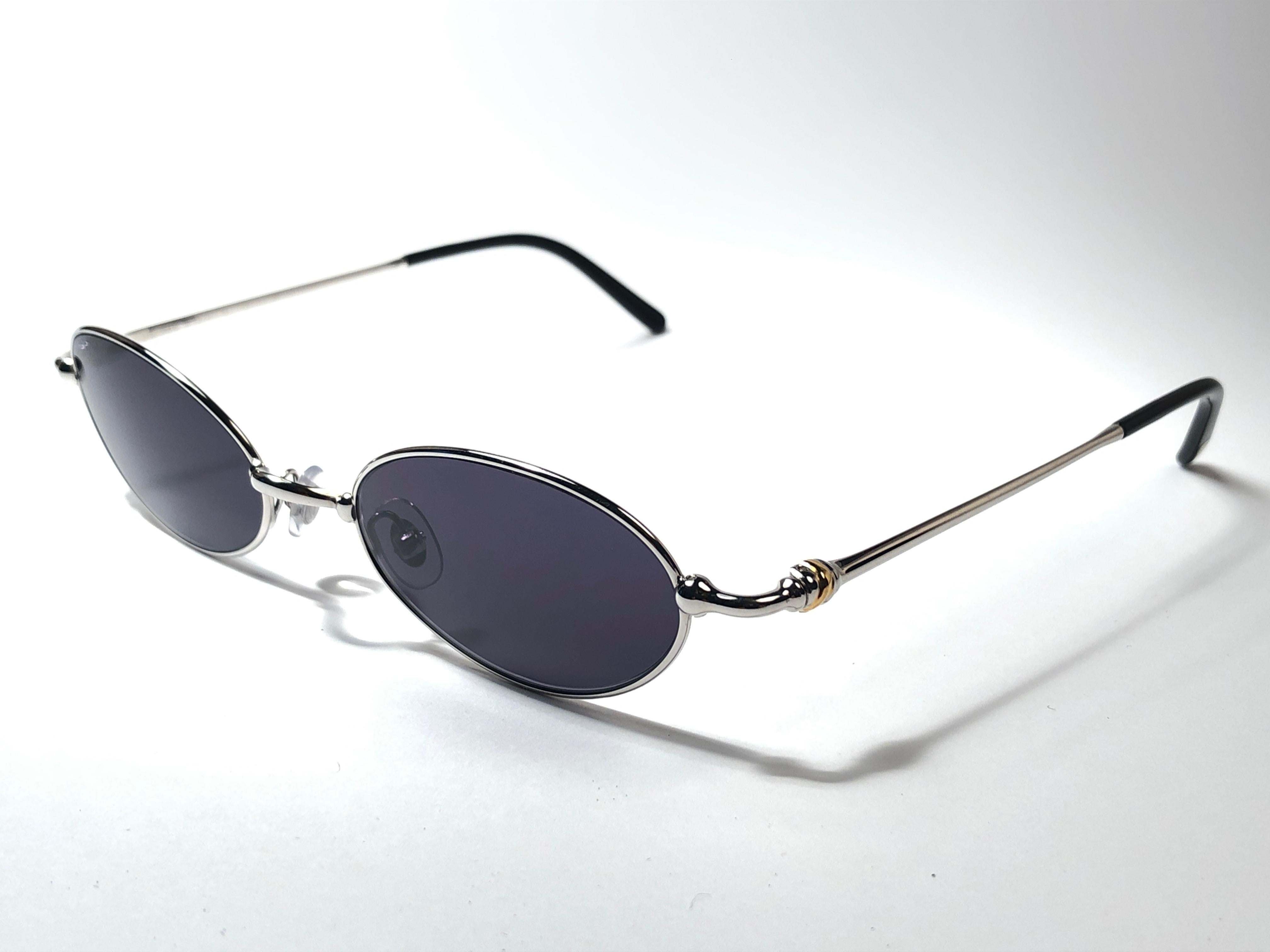 New Vintage Cartier Filao 47mm Oval Platine Grey Lens France 1990 Sunglasses For Sale 4