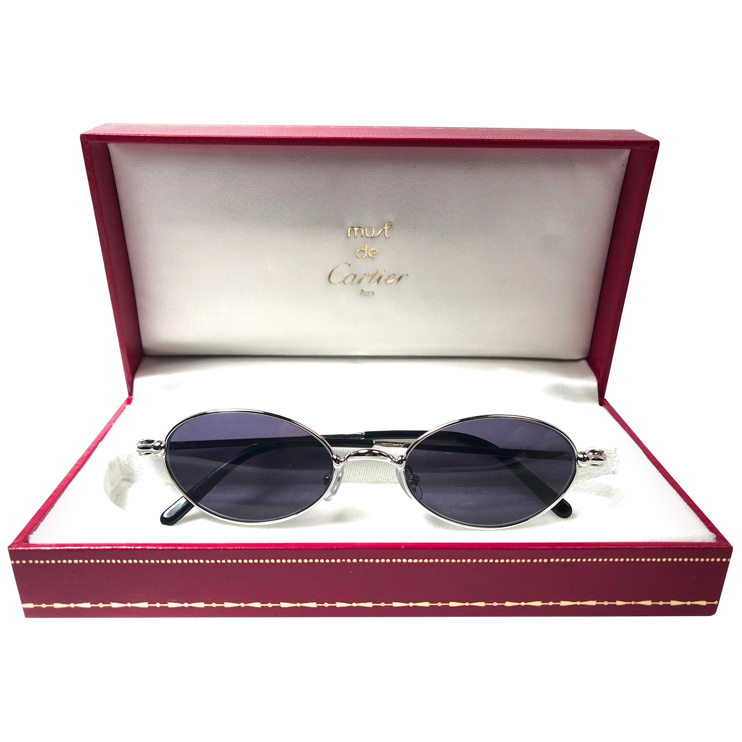 New Vintage Cartier Filao 47mm Oval Platine Grey Lens France 1990 Sunglasses For Sale