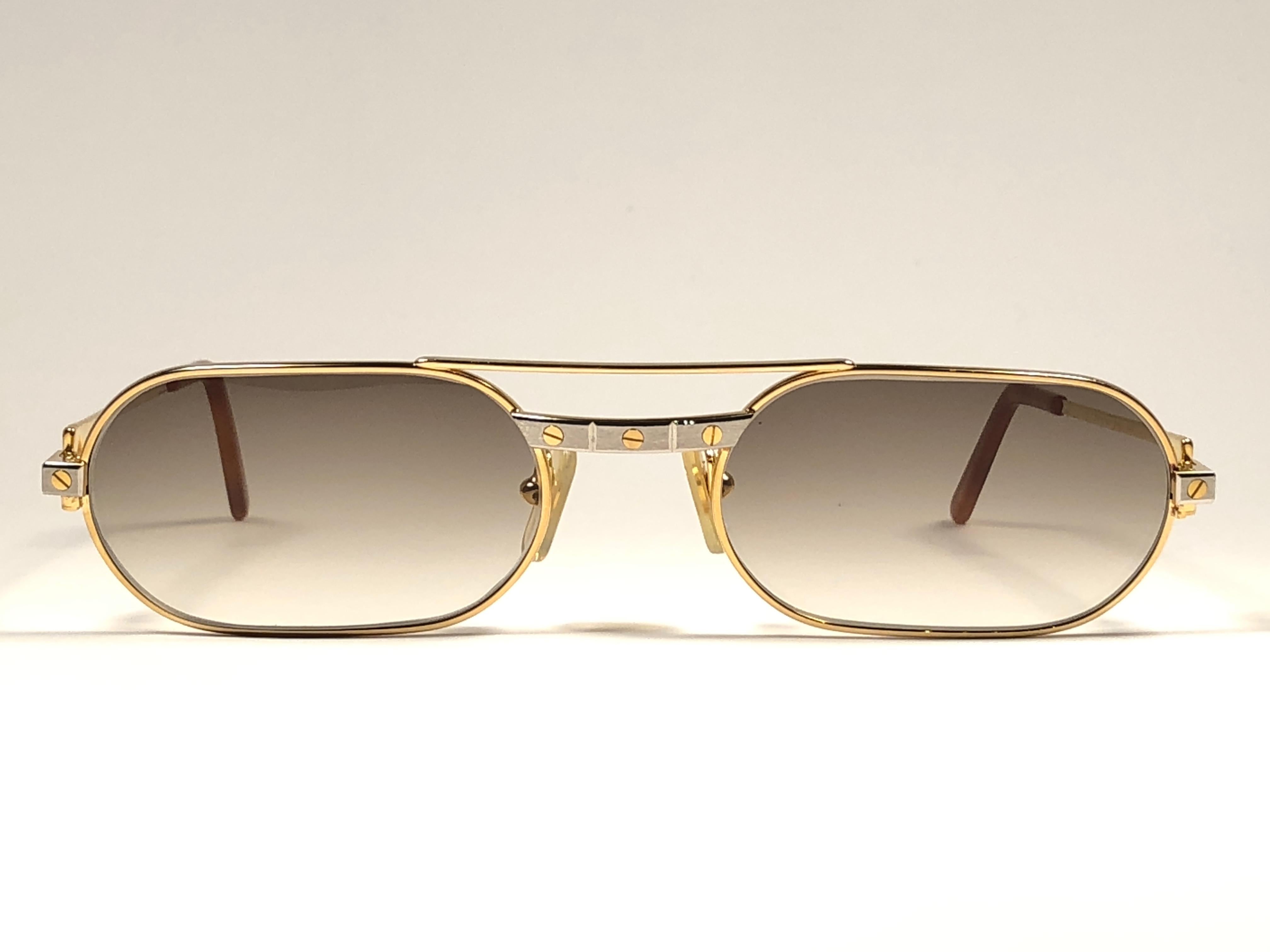Neue Vintage Cartier Must Santos Medium 55mm Frankreich Sonnenbrille im Zustand „Neu“ in Baleares, Baleares