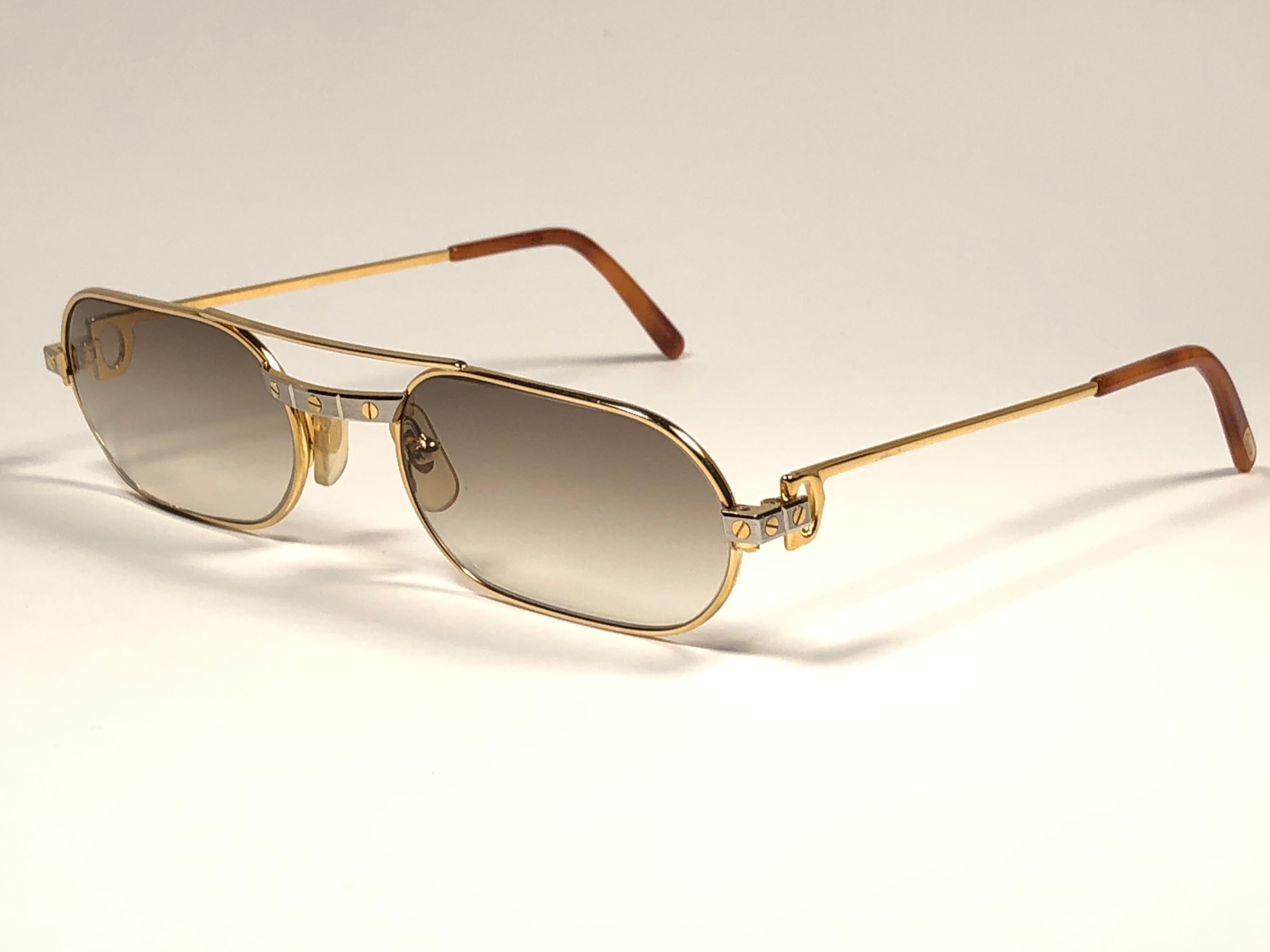 Gray New Vintage Cartier Must Santos Medium 55mm France Sunglasses 
