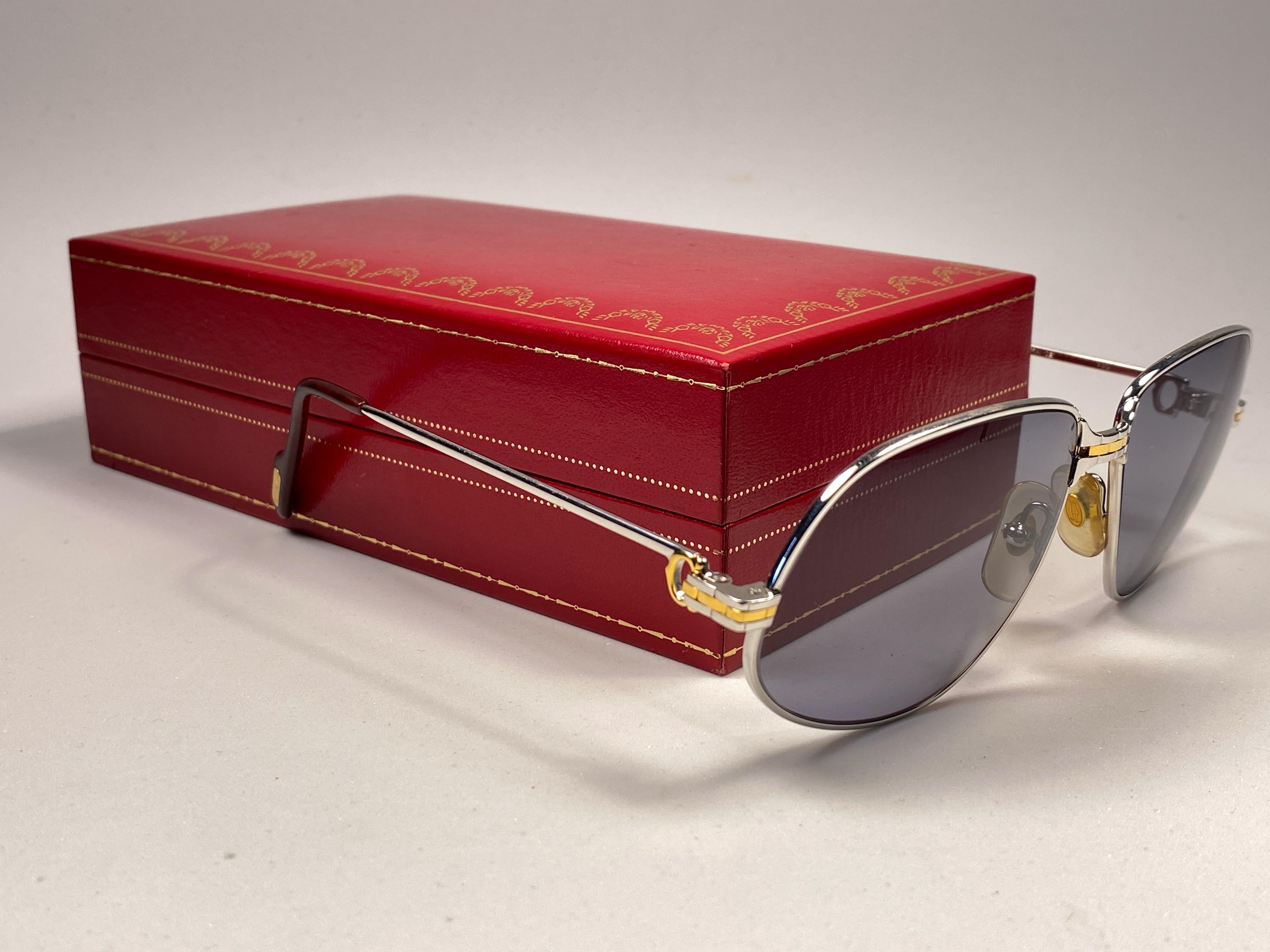 New Vintage Cartier Panthere 56mm Platine Sunglasses France 18k Heavy Plated In New Condition In Baleares, Baleares