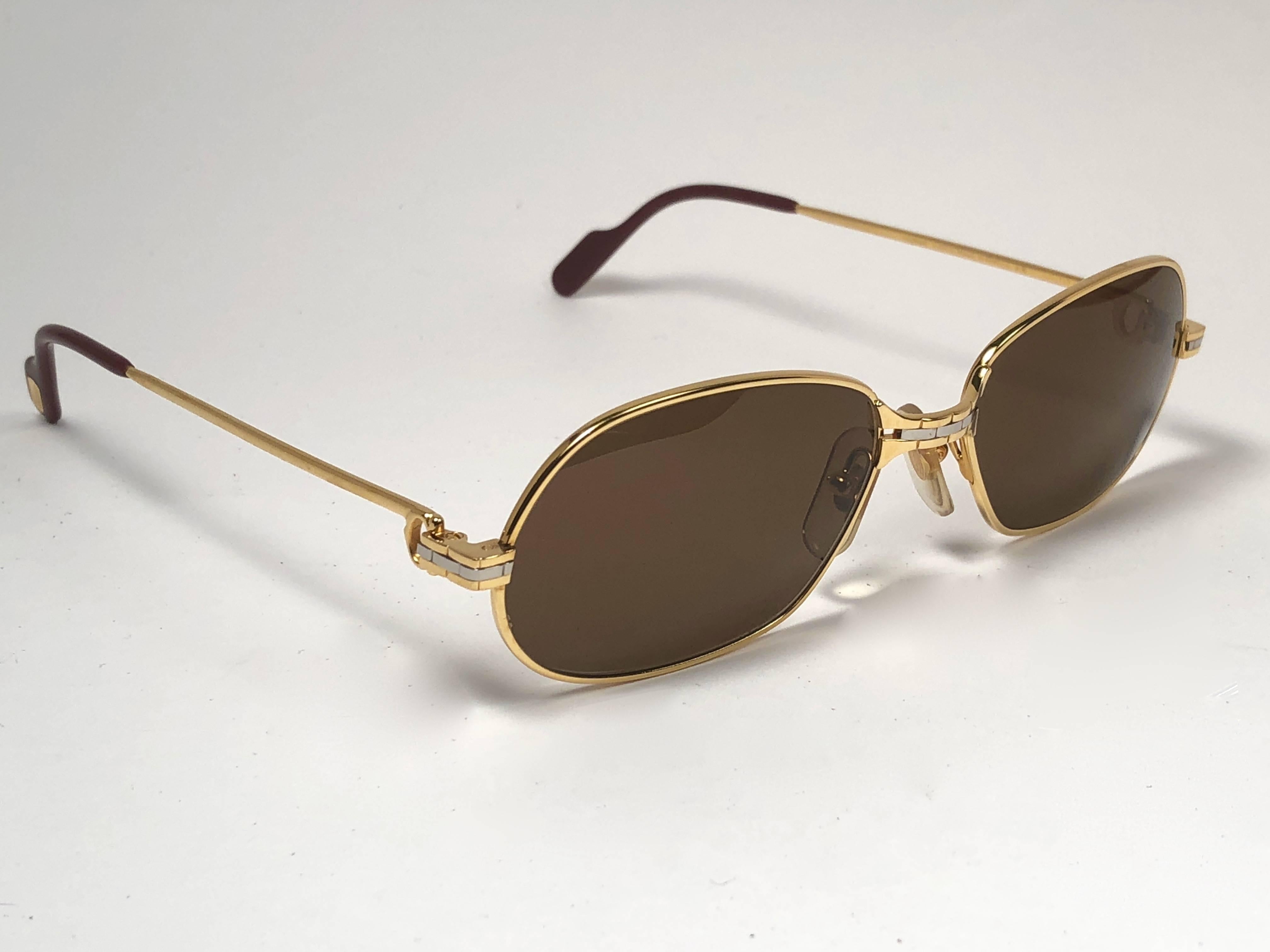Or Lunettes de soleil vintage Cartier Panthère GM 54MM plaquées or 18 carats, France, neuves